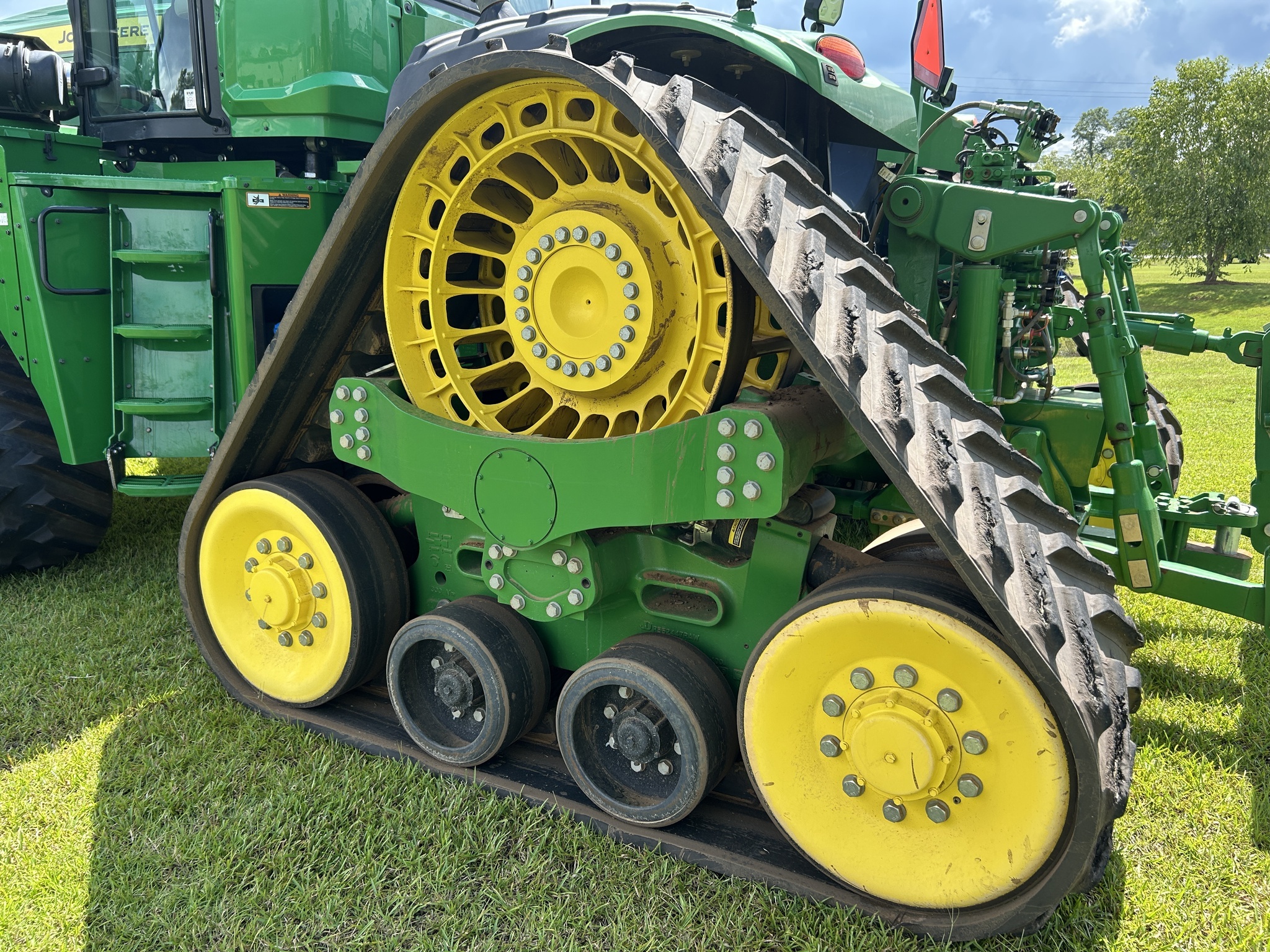 2025 John Deere 9RX 590 Tractor
