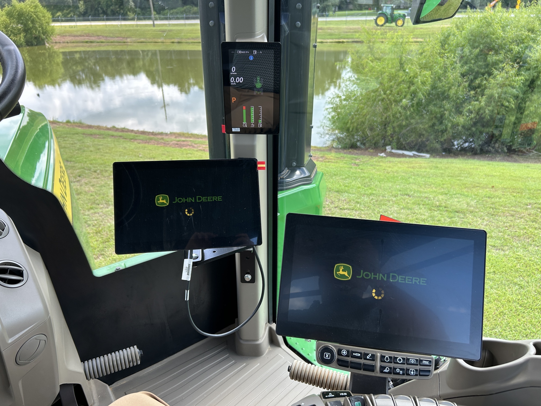 2025 John Deere 9RX 590 Tractor