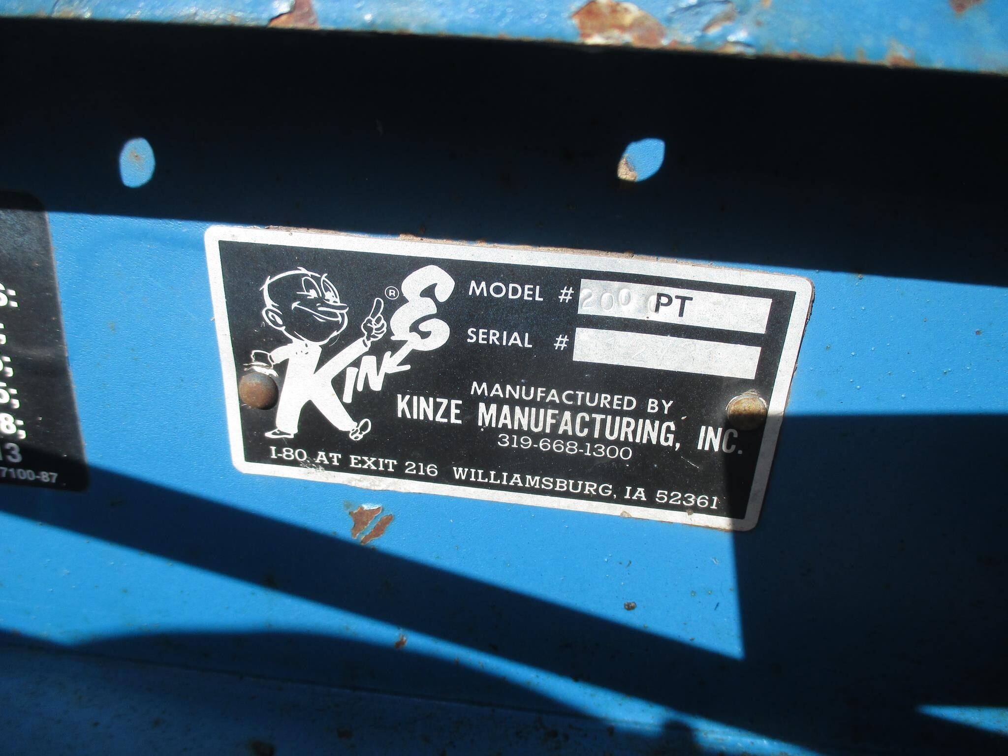  Kinze 2000 Planter