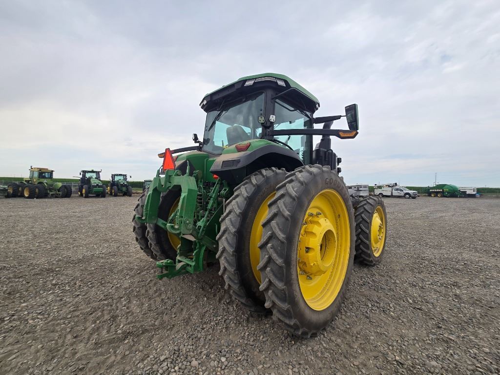 2025 John Deere 8R 370 Tractor