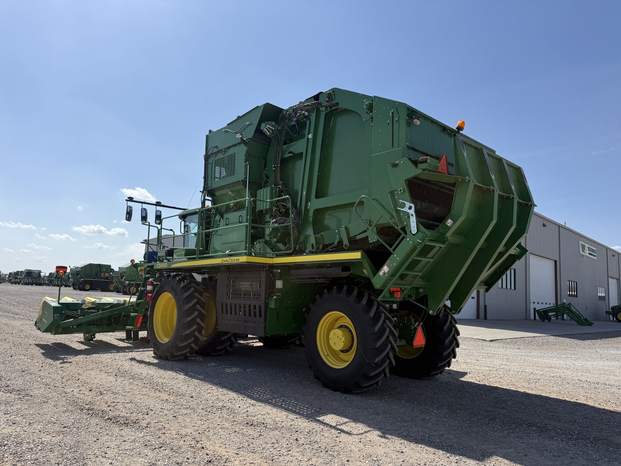 2021 John Deere CS690 Cotton Equipment