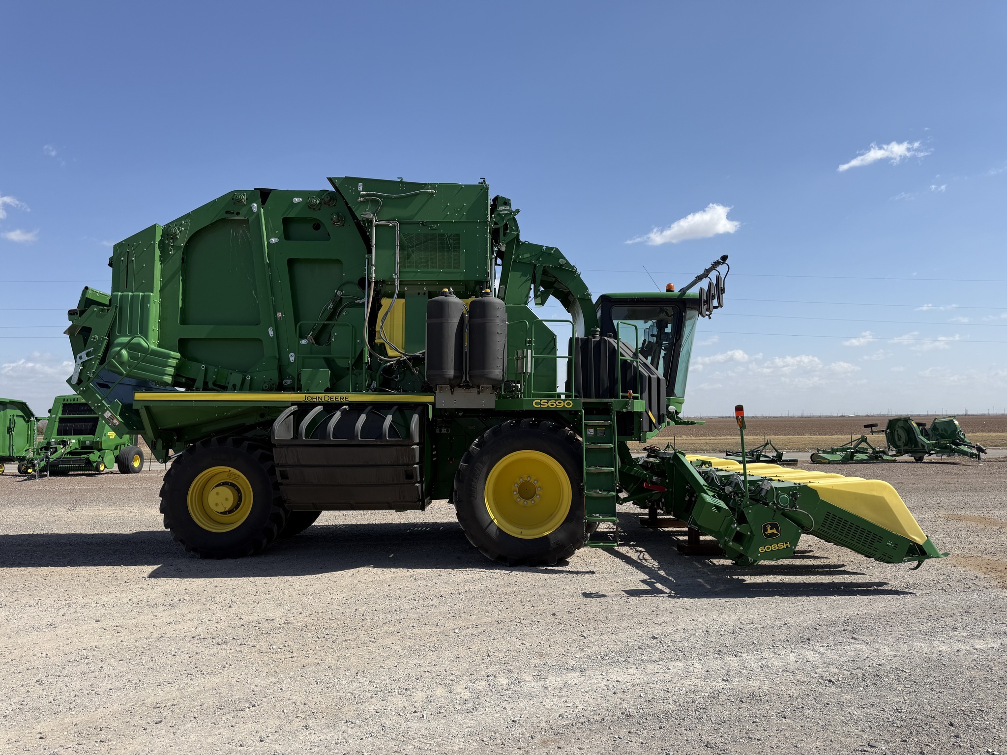 2021 John Deere CS690 Cotton Equipment