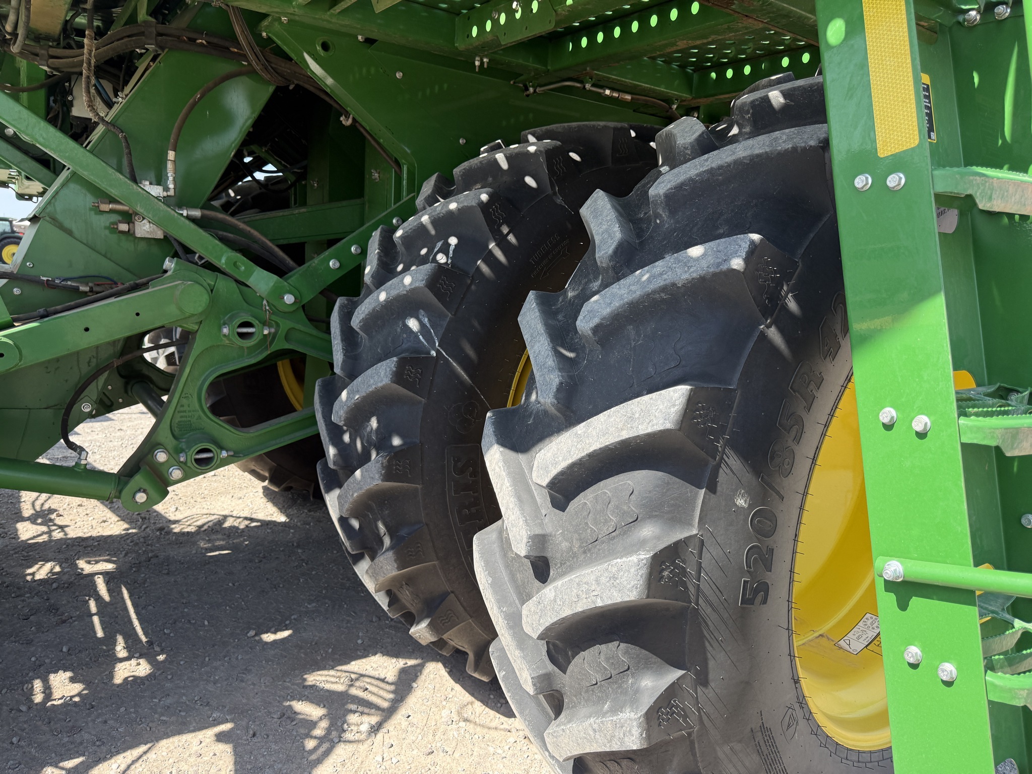 2021 John Deere CS690 Cotton Equipment