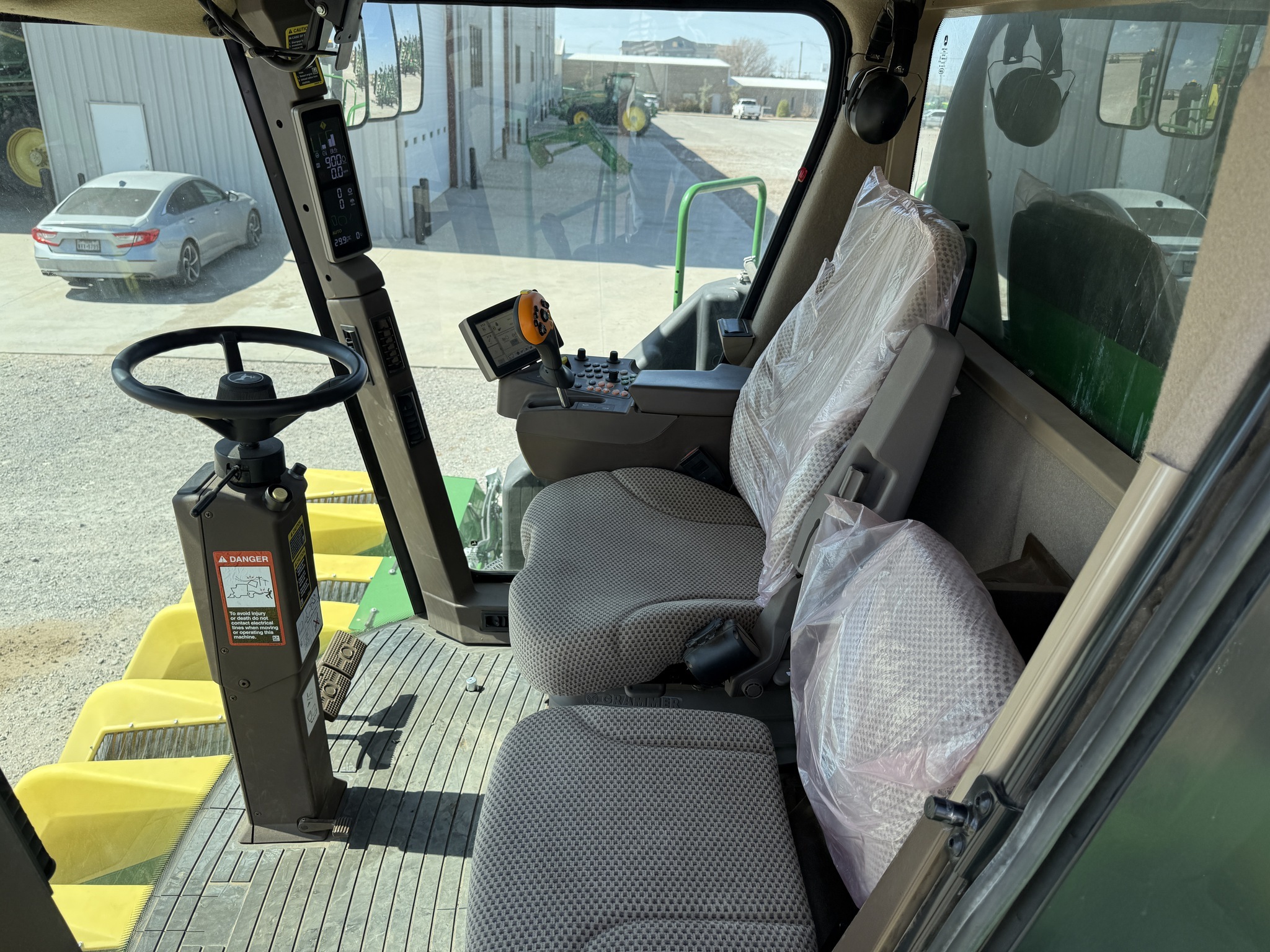 2021 John Deere CS690 Cotton Equipment