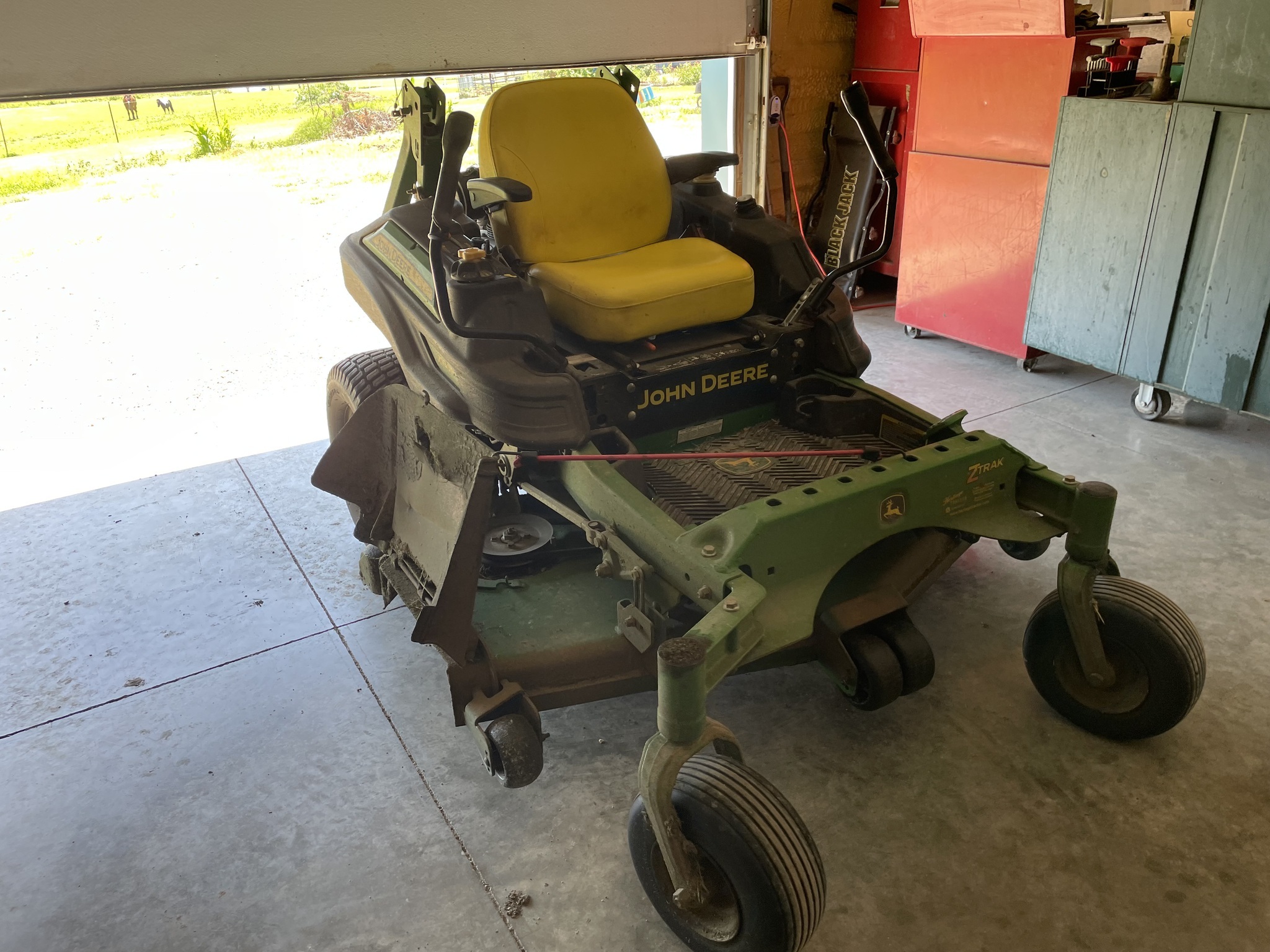 2013 John Deere Z930R Lawn Mower