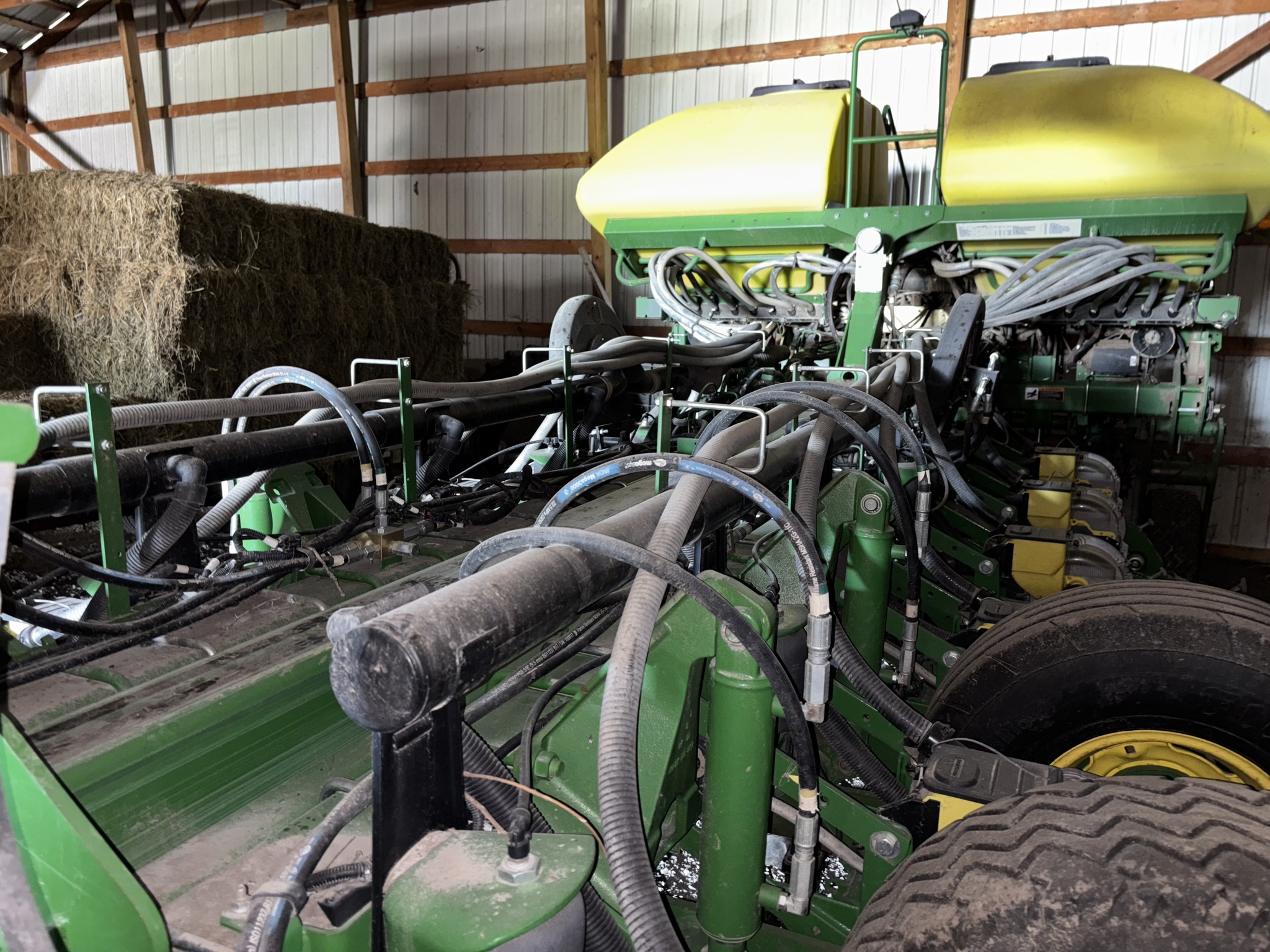 2013 John Deere 1770NT CCS Planter