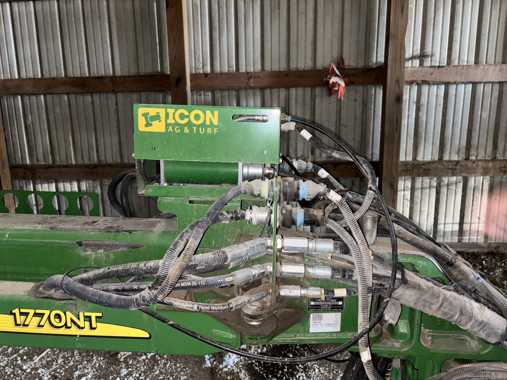 2013 John Deere 1770NT CCS Planter