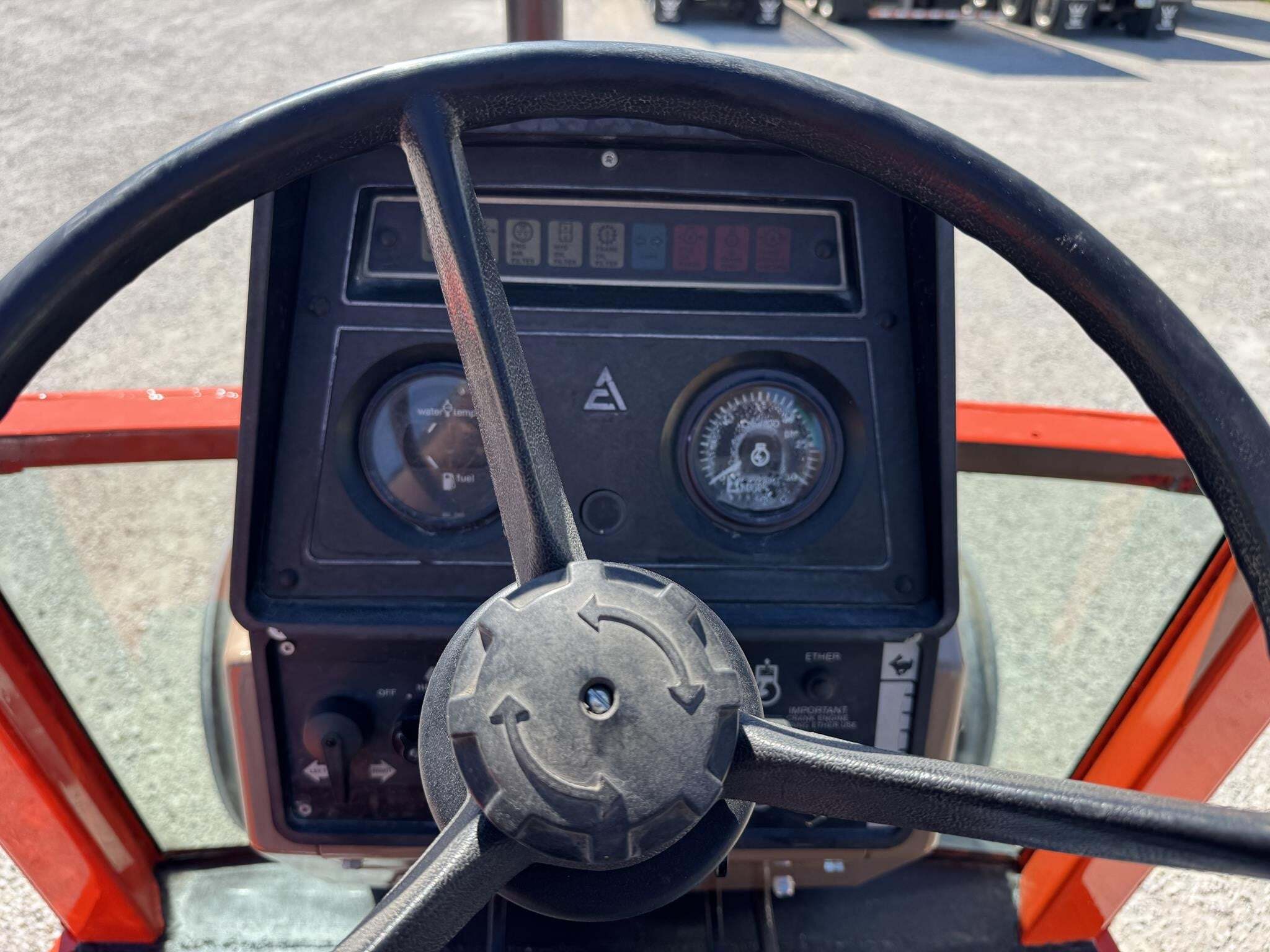 1982 Allis Chalmers 8050 Tractor