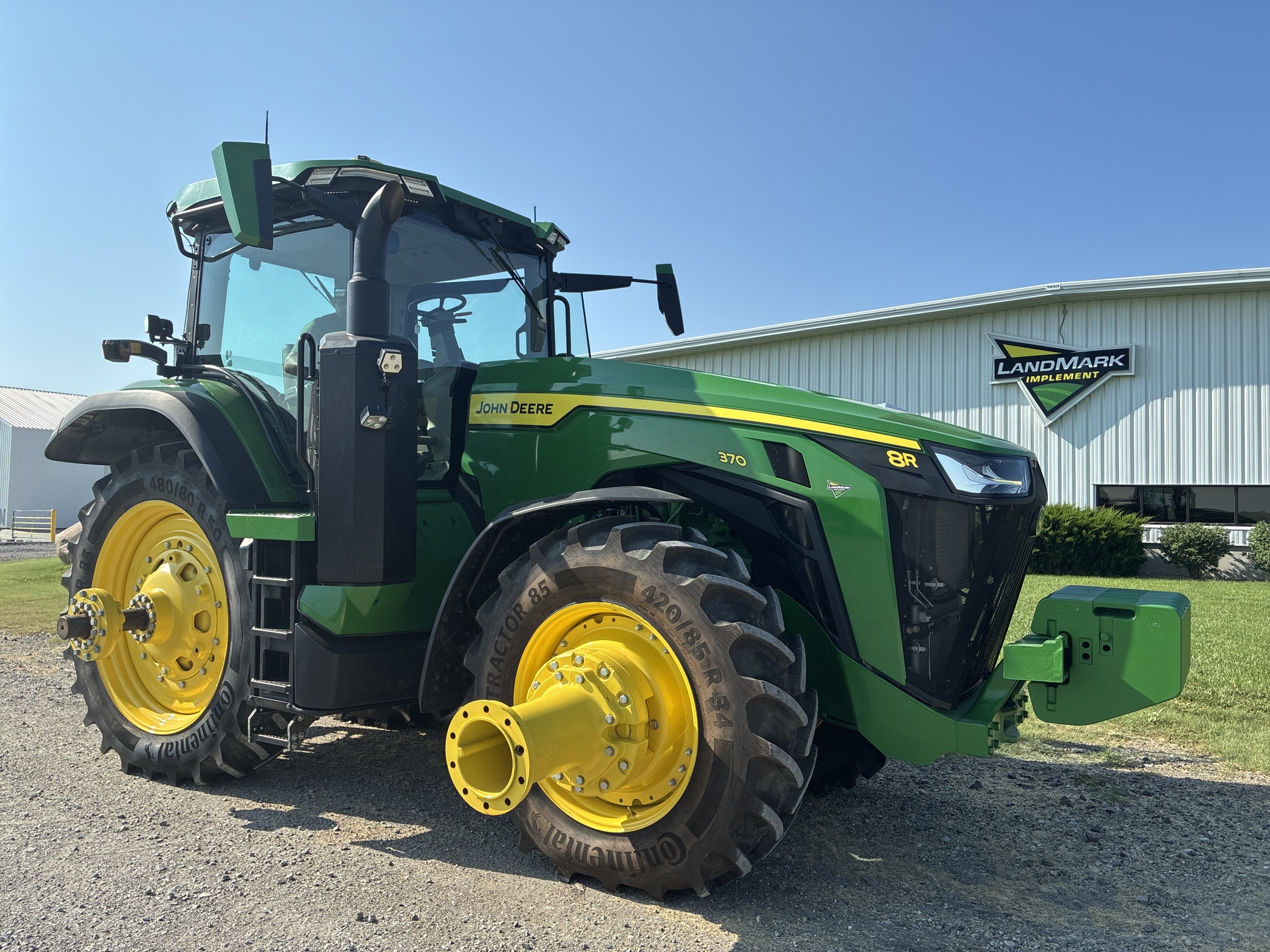 2024 John Deere 8R 370 Tractor