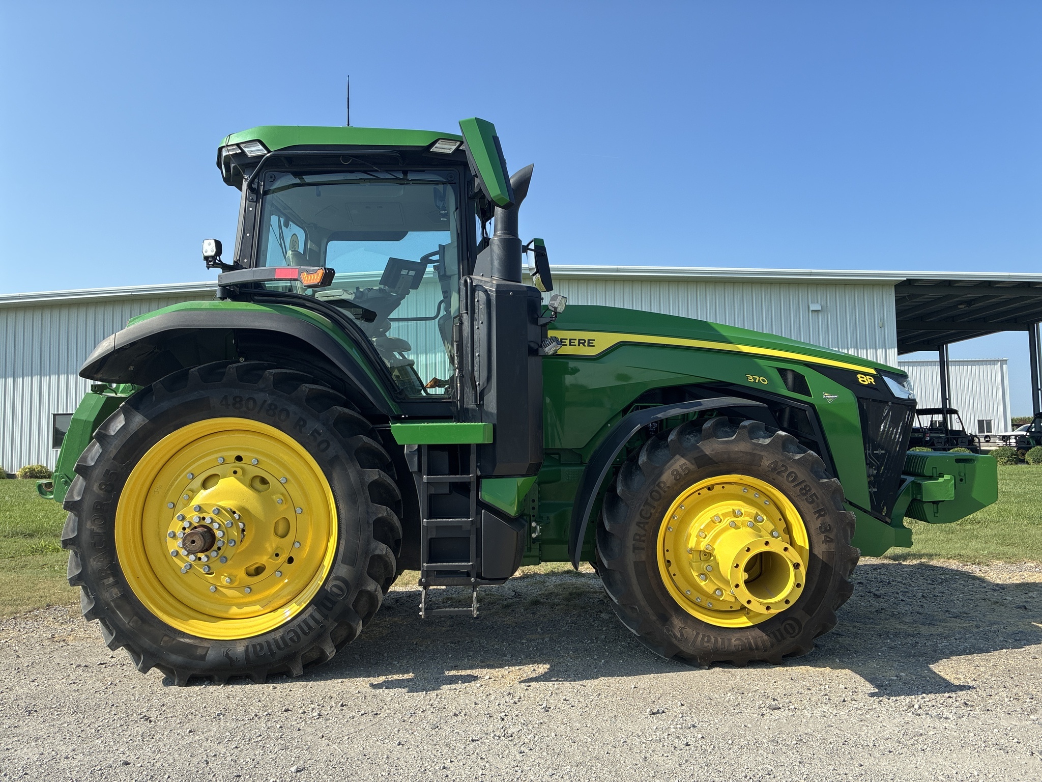 2024 John Deere 8R 370 Tractor