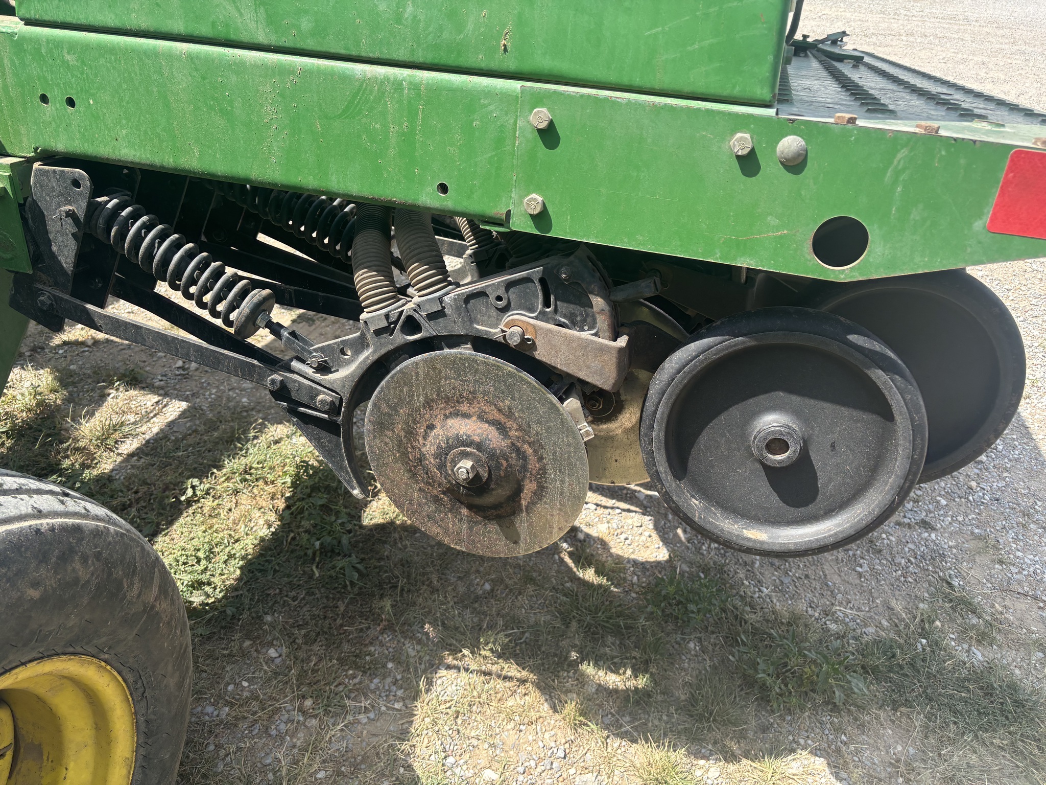 1993 John Deere 455 Drill