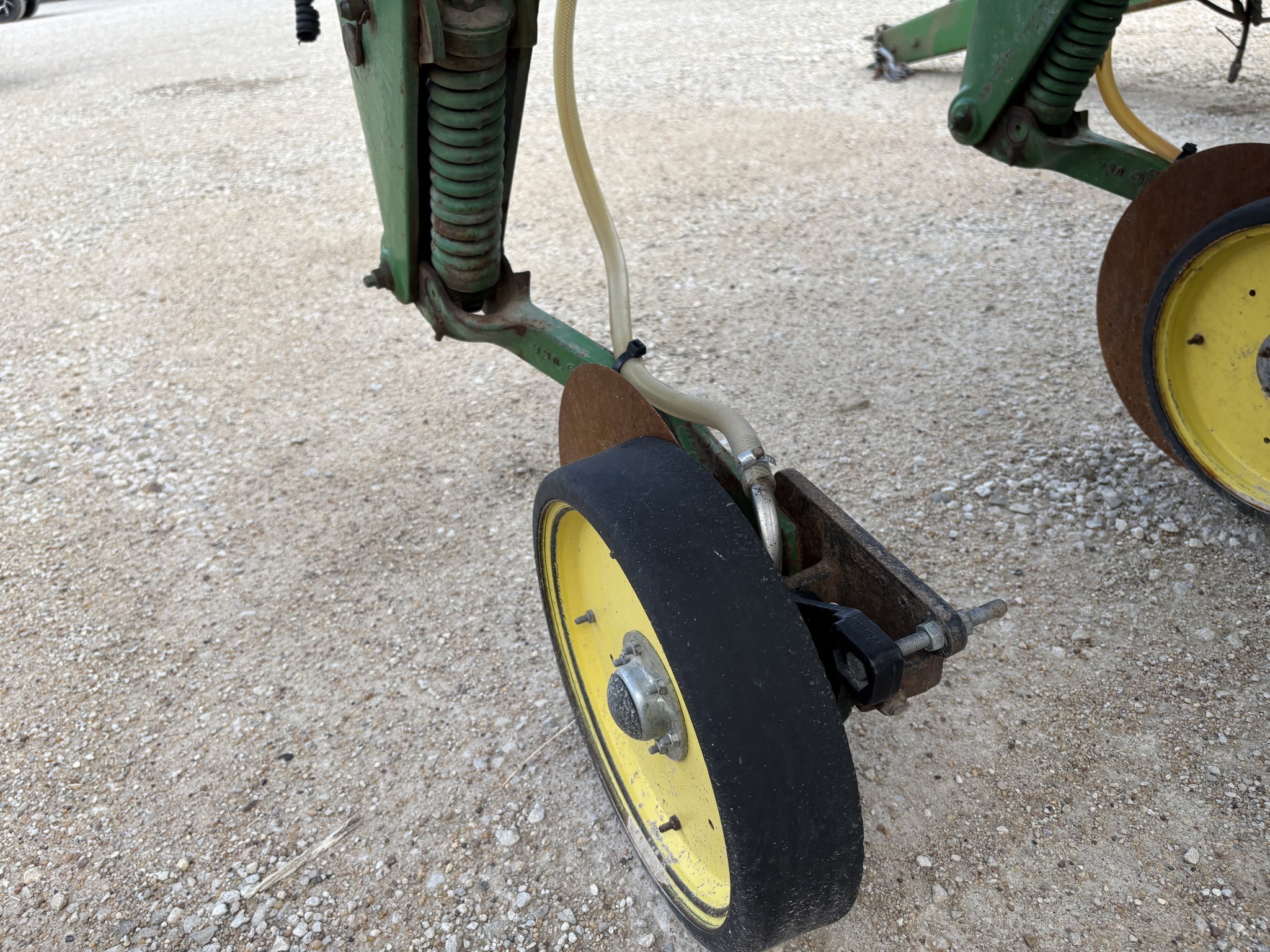 1997 John Deere 1750 Planter