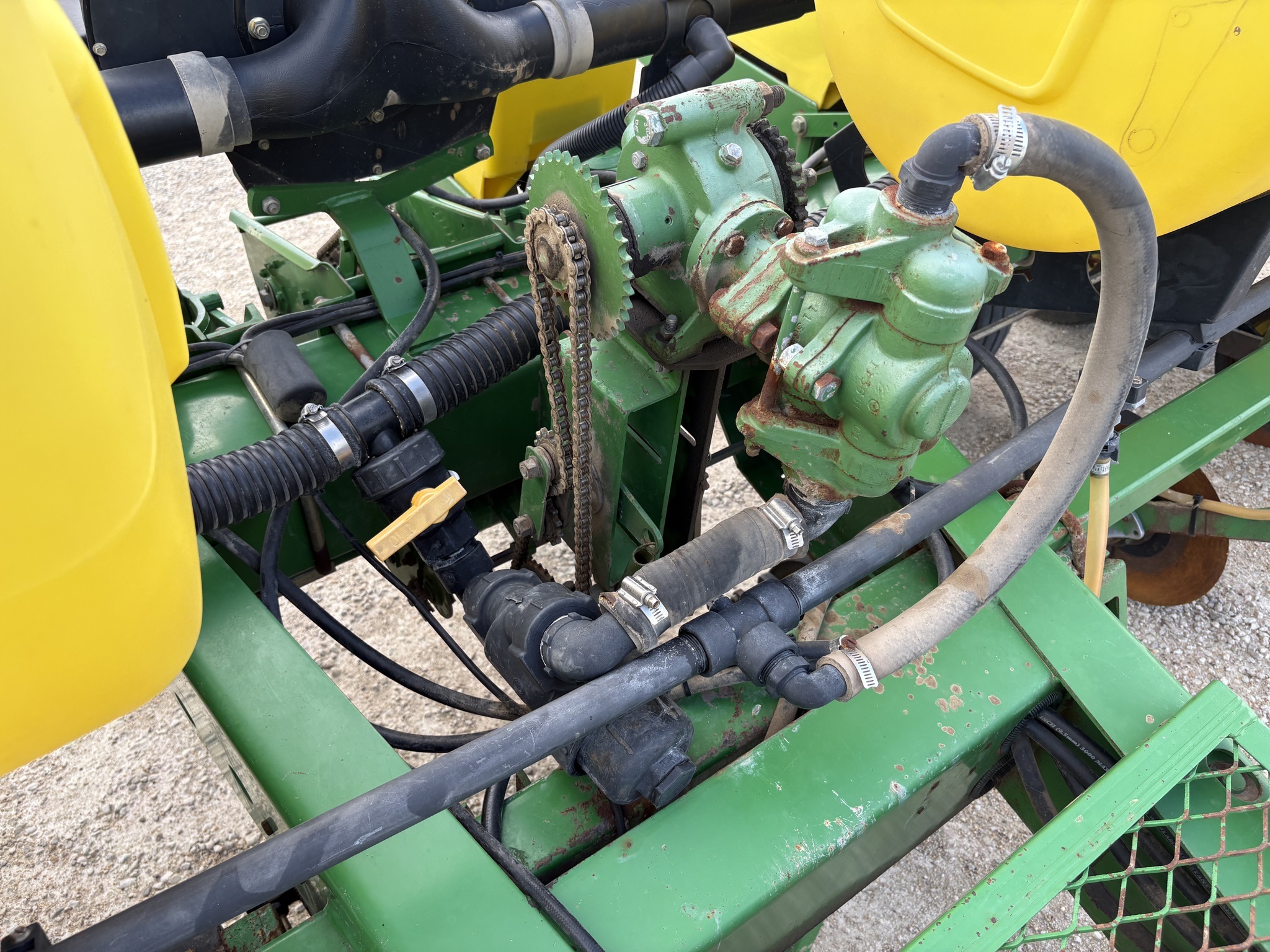 1997 John Deere 1750 Planter