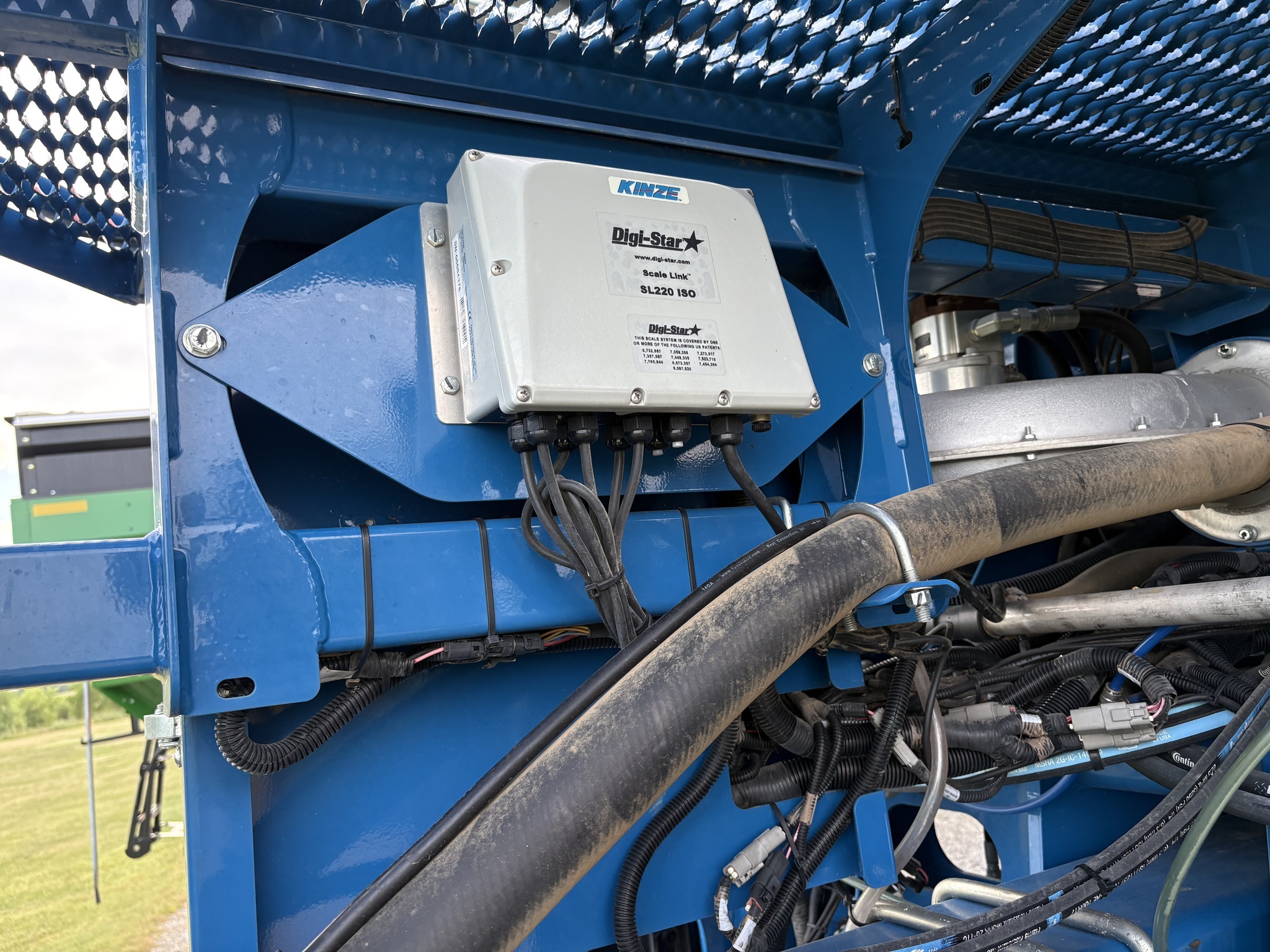 2021 Kinze 4905 Planter
