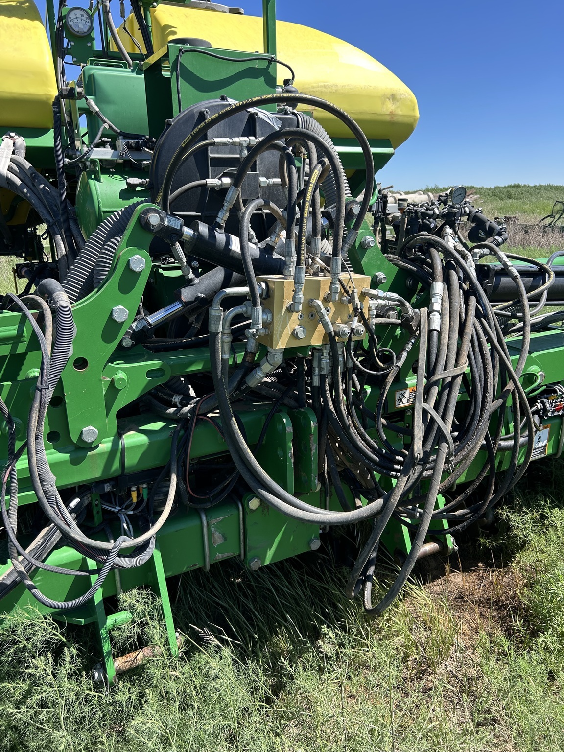 2016 John Deere 1725 CCS Planter