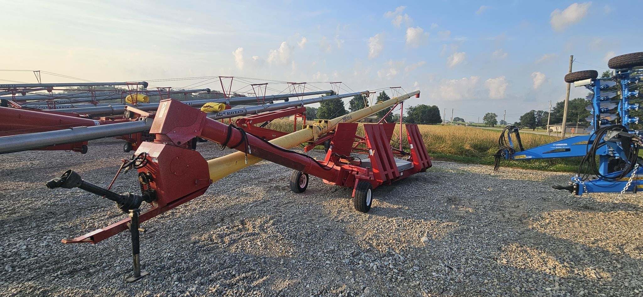 2014 Westfield MK100-61 Augers and Conveyor