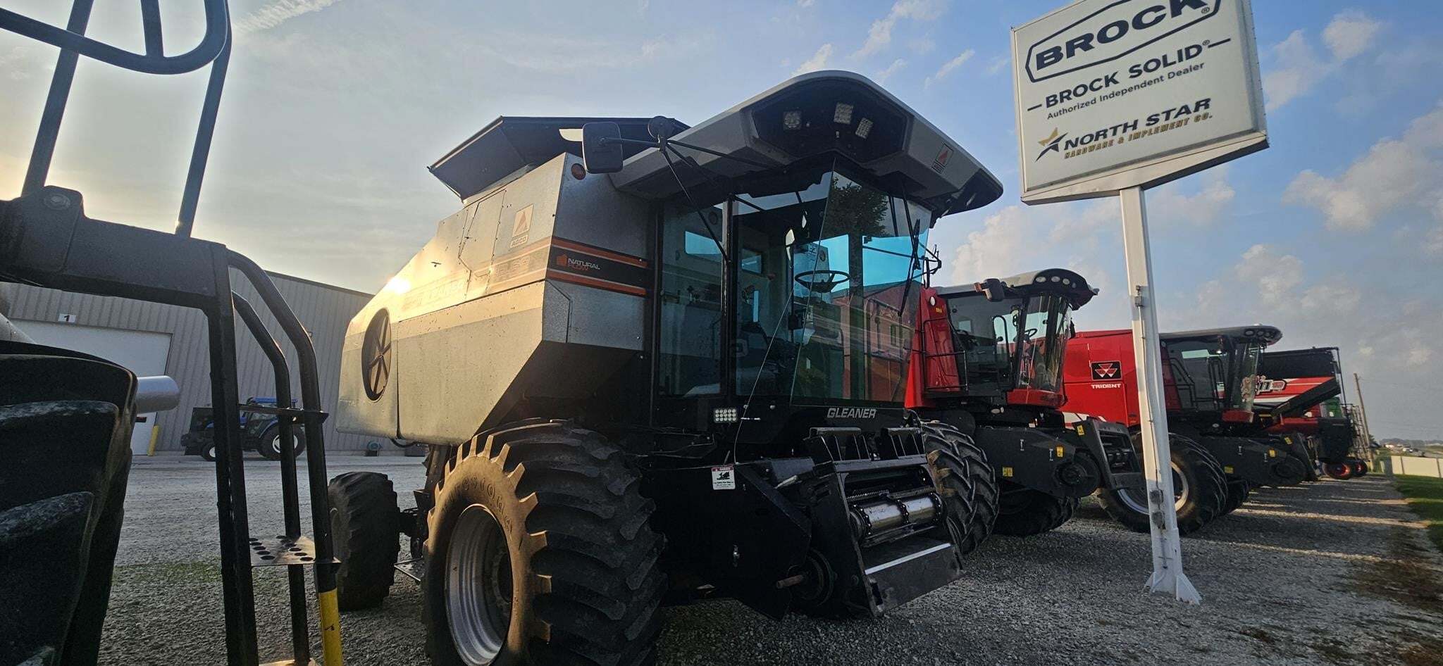 1994 Gleaner R62 Combine