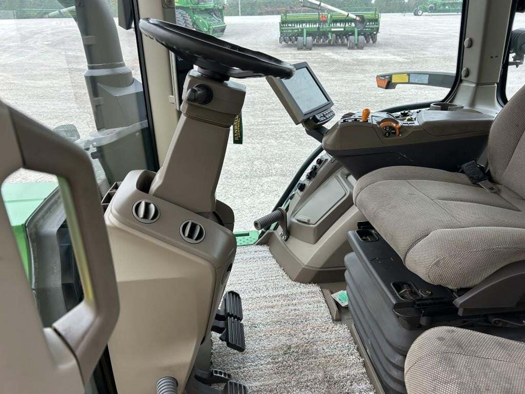 2021 John Deere 8R 310 Tractor