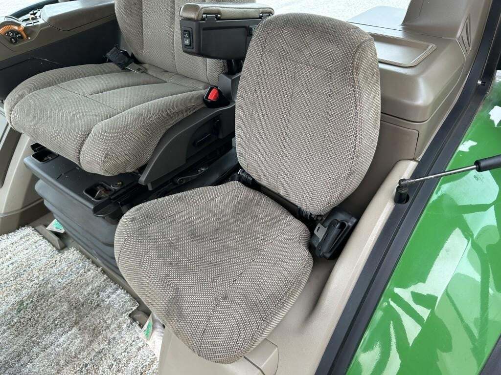 2021 John Deere 8R 310 Tractor