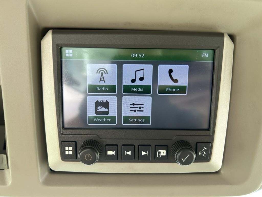 2021 John Deere 8R 310 Tractor