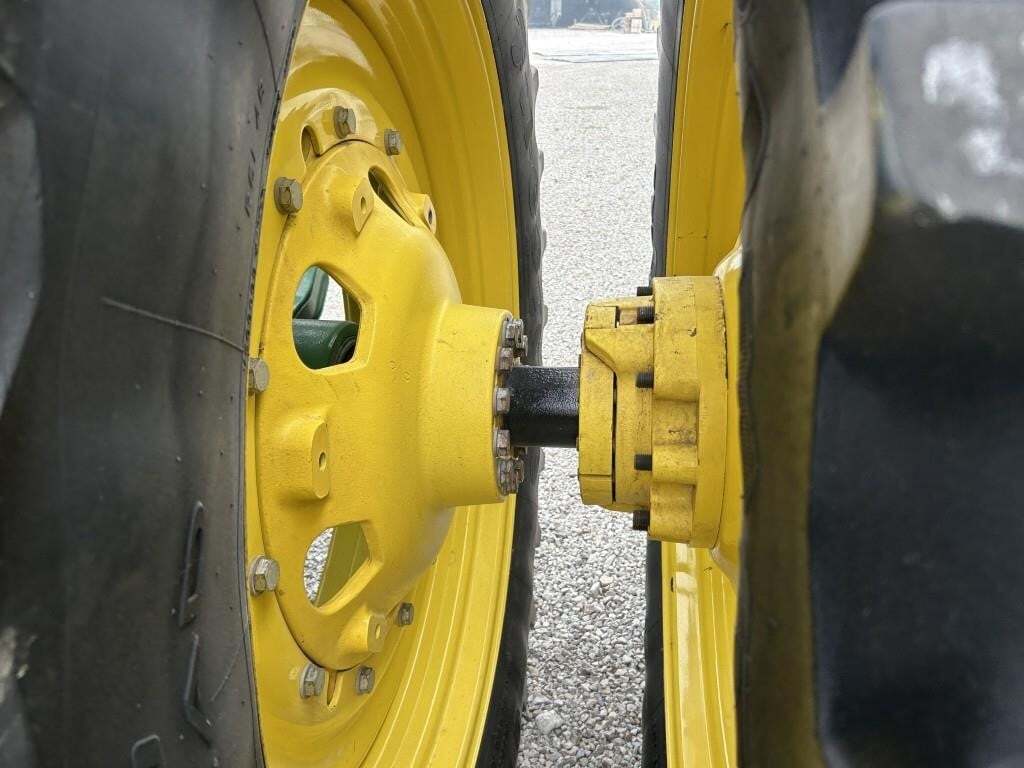 2021 John Deere 8R 310 Tractor