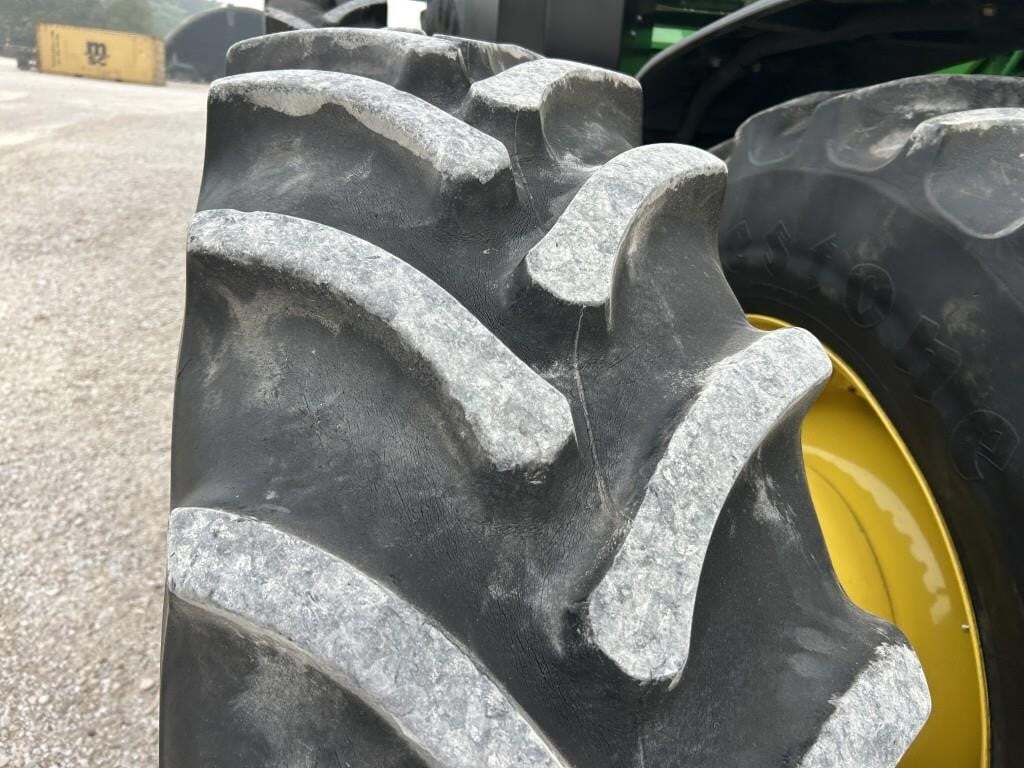 2021 John Deere 8R 310 Tractor