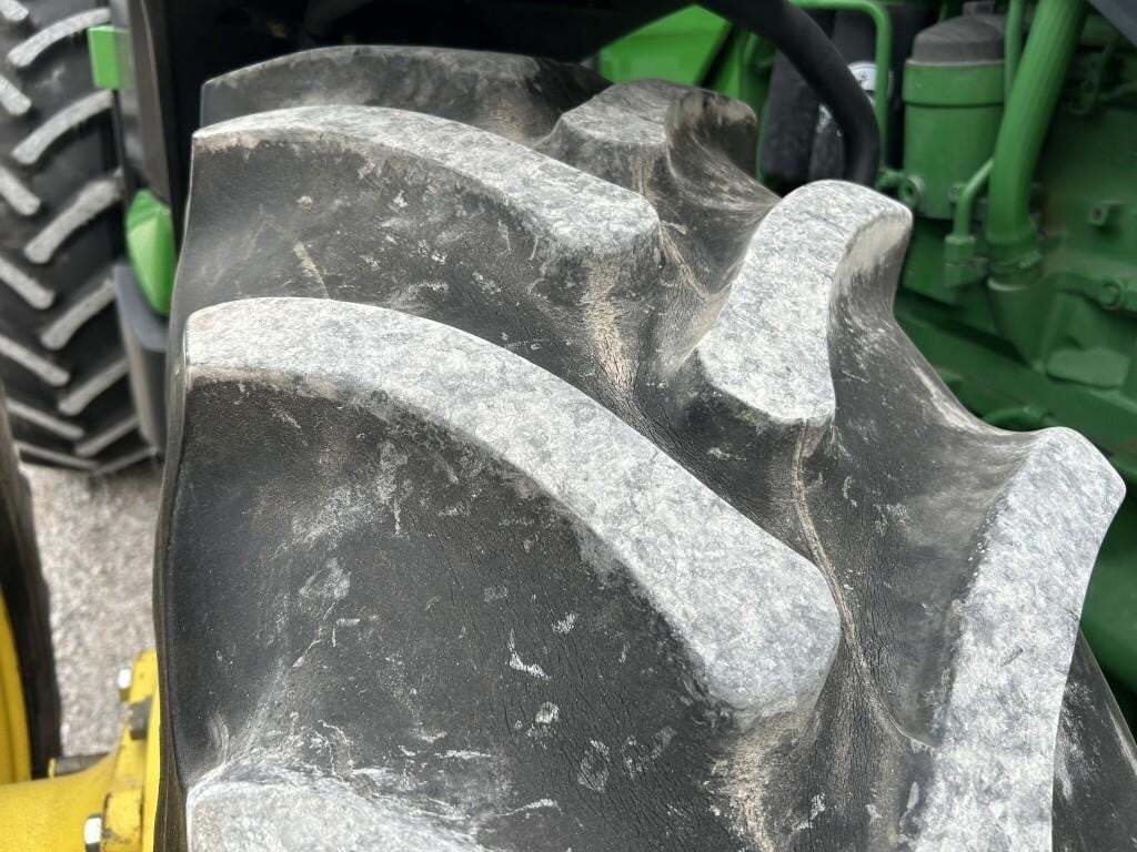 2021 John Deere 8R 310 Tractor