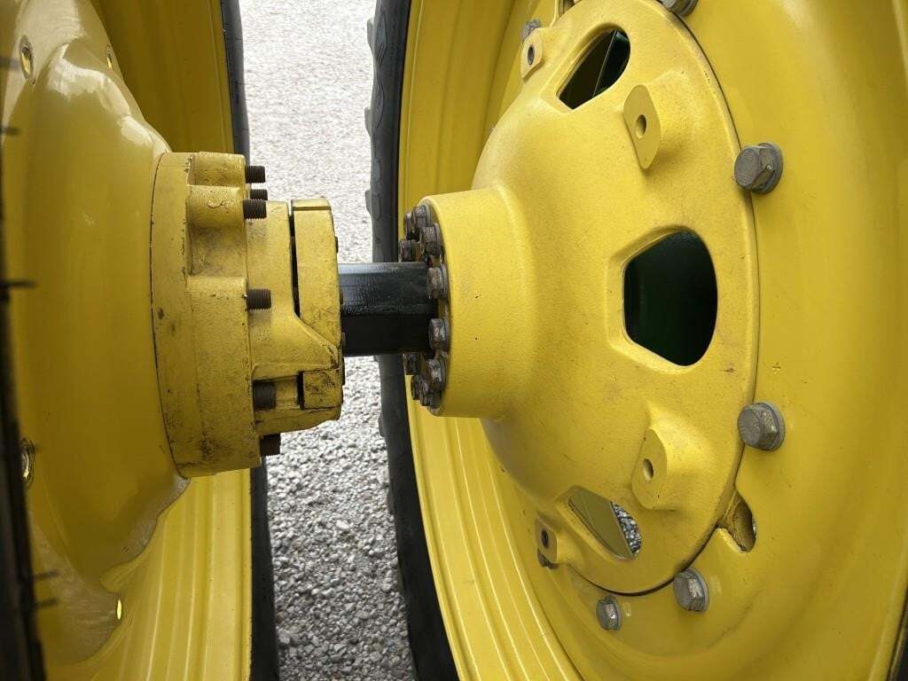 2021 John Deere 8R 310 Tractor