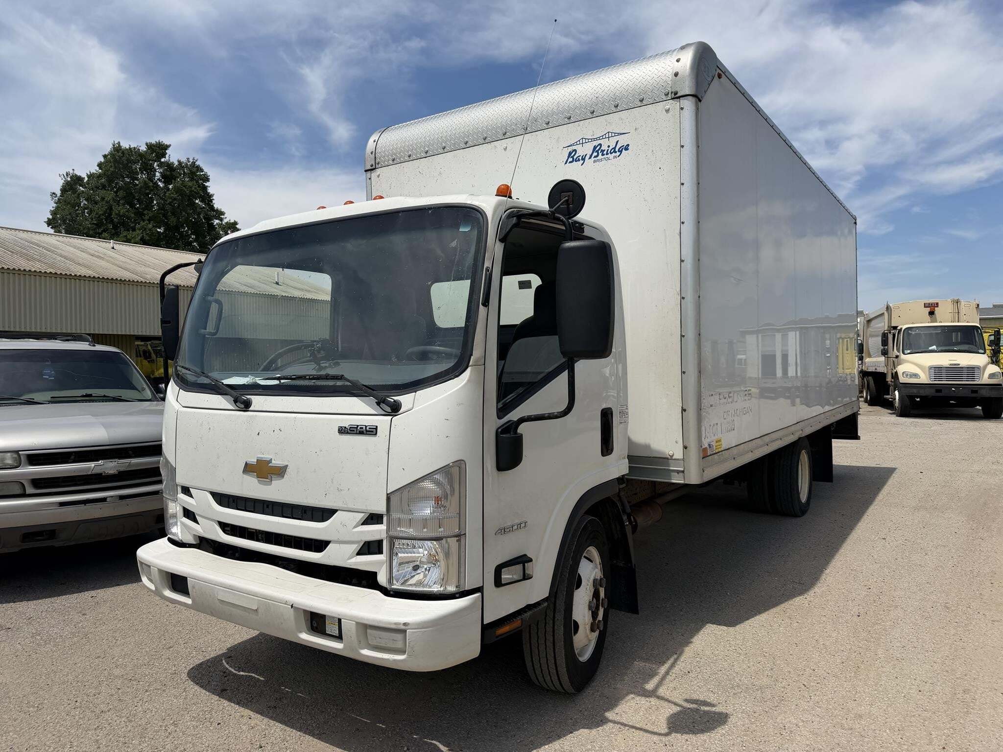 2022 Chevrolet LCF4500HD Box Trucks/Trailer