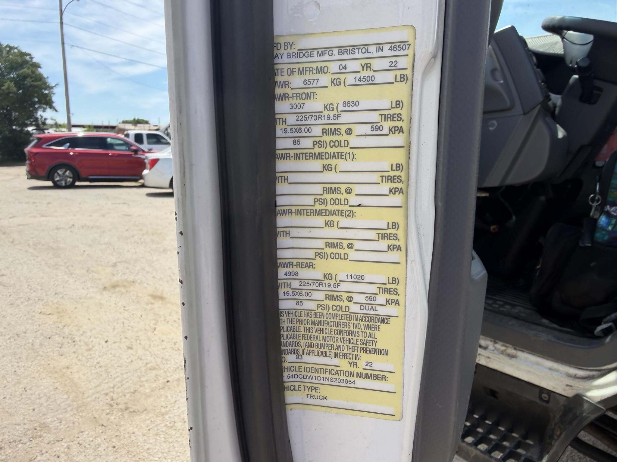 2022 Chevrolet LCF4500HD Box Trucks/Trailer