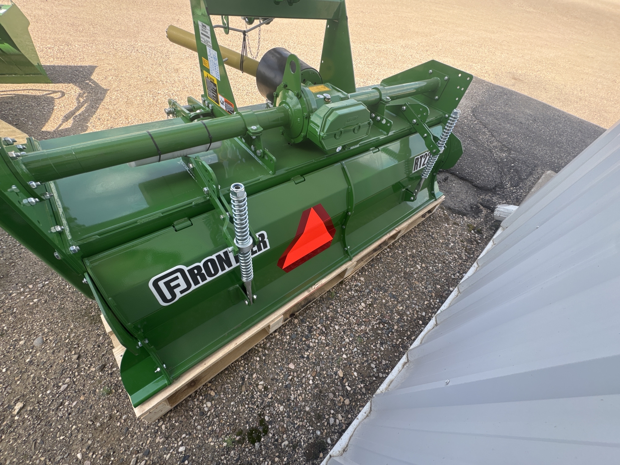 2026 Frontier RT2283 Lawn Mower