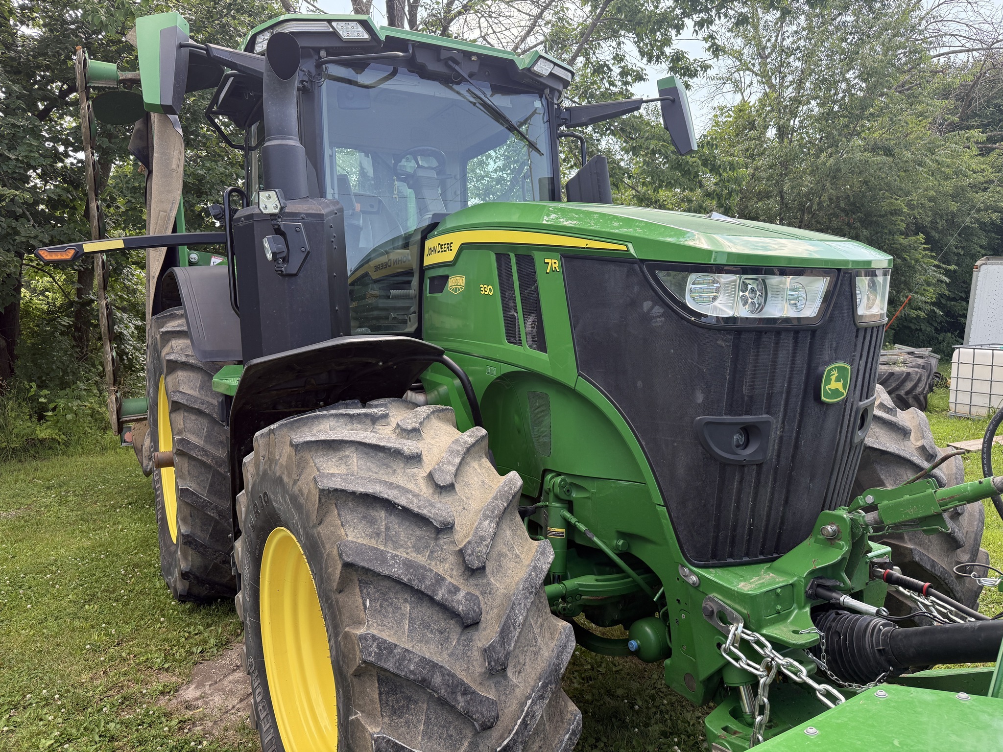2021 John Deere 7R 330 Tractor