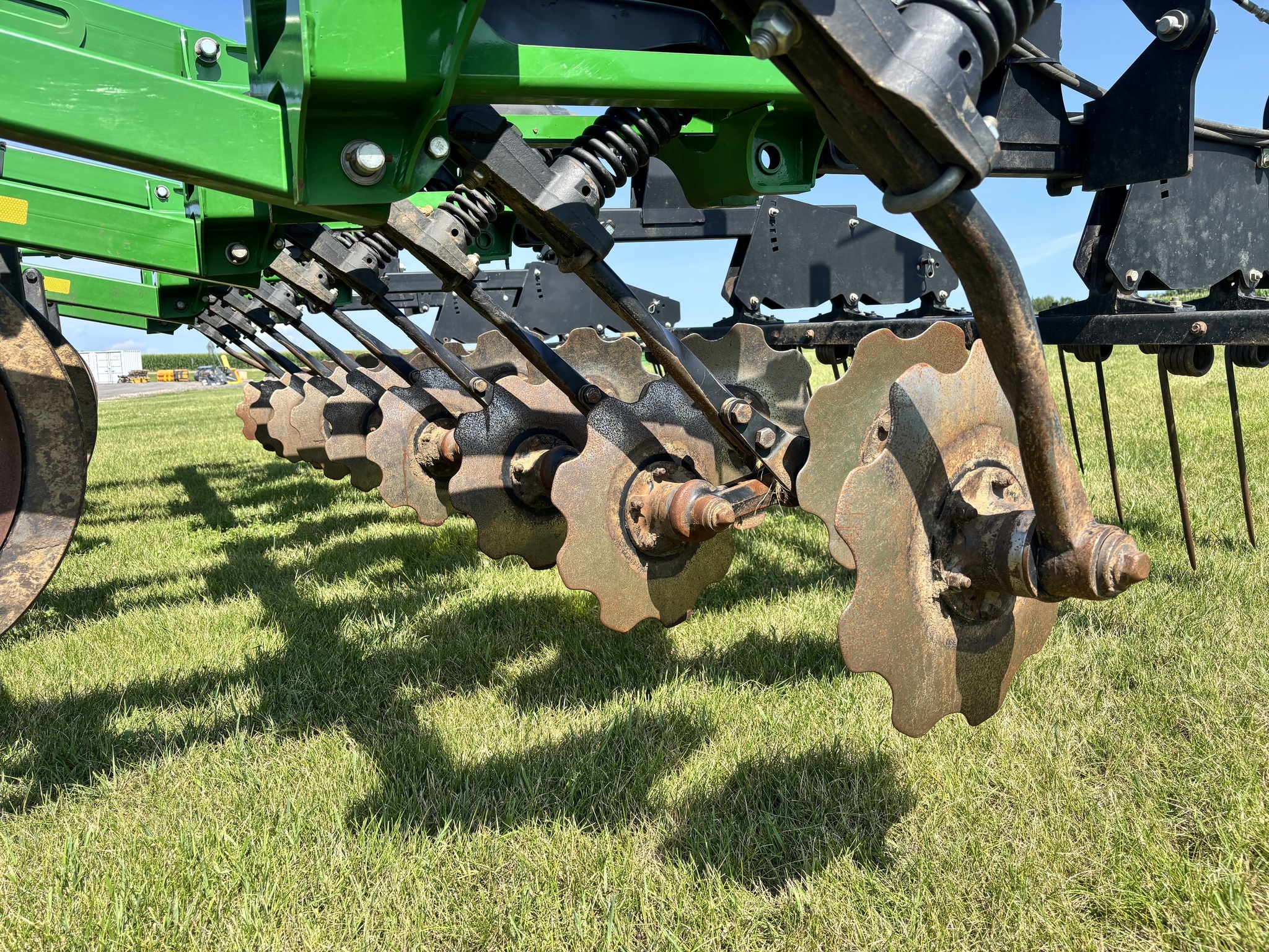 2023 John Deere 2730 Disk Chisel