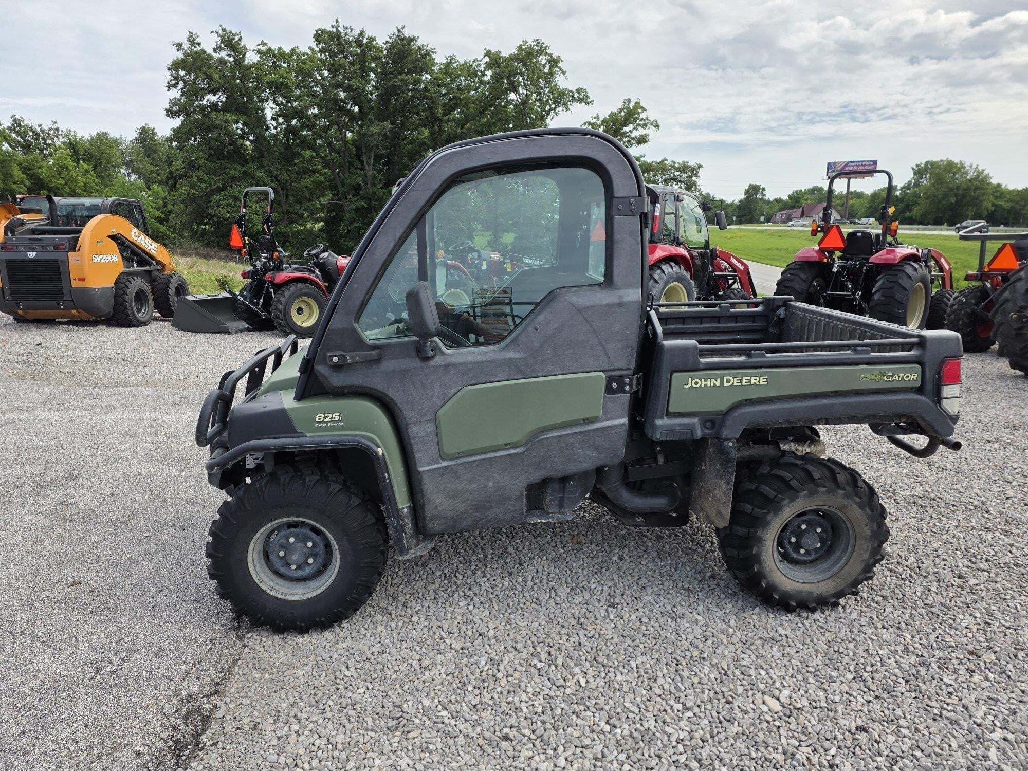 2015 John Deere Gator XUV 825I ATVs and Utility Vehicle