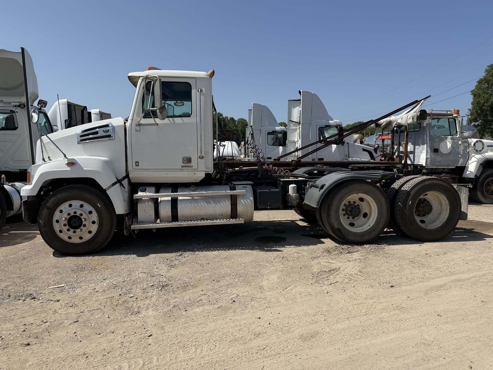 2016 Western Star 4700 Semi Trucks/Trailer