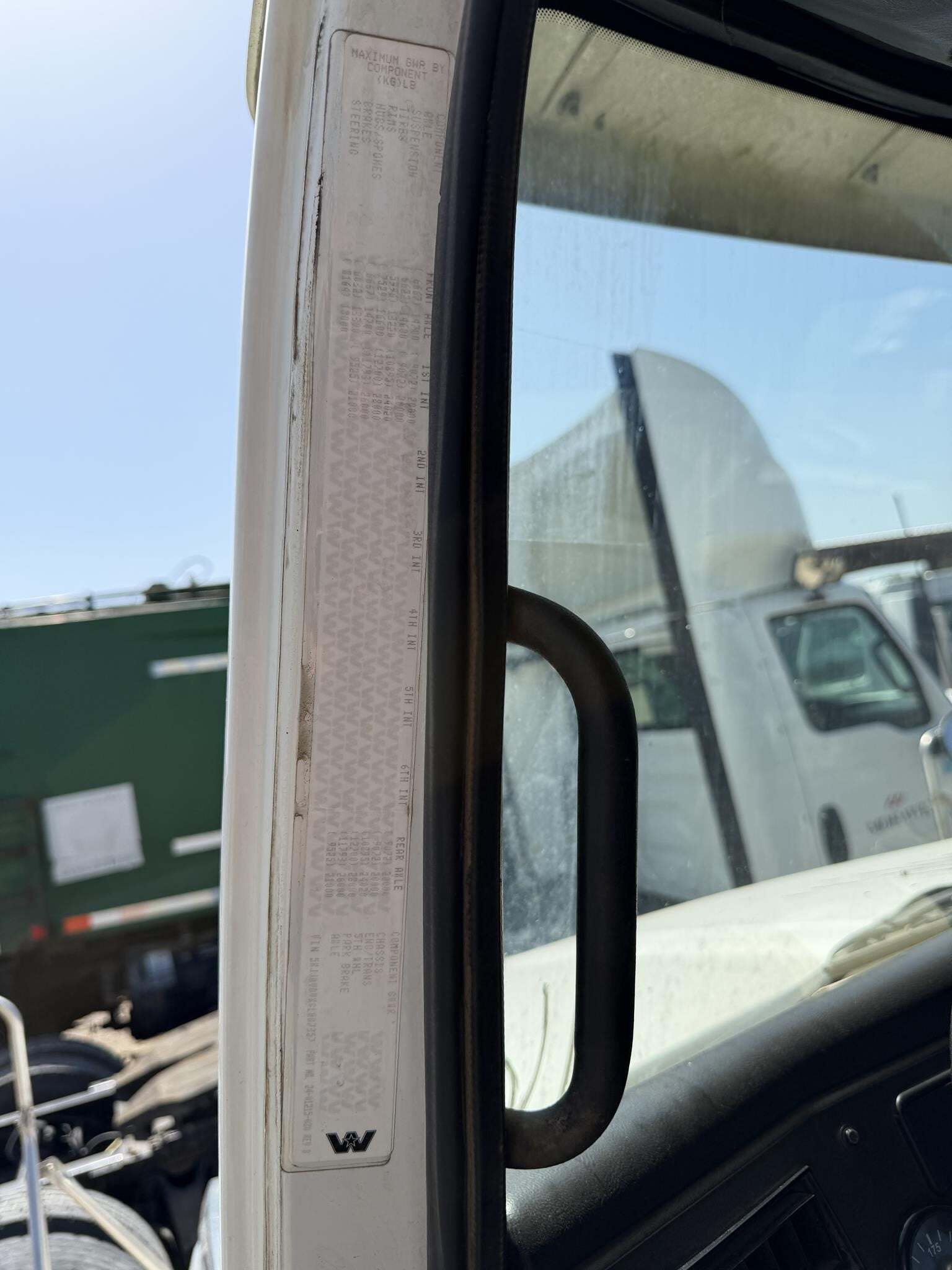 2016 Western Star 4700 Semi Trucks/Trailer