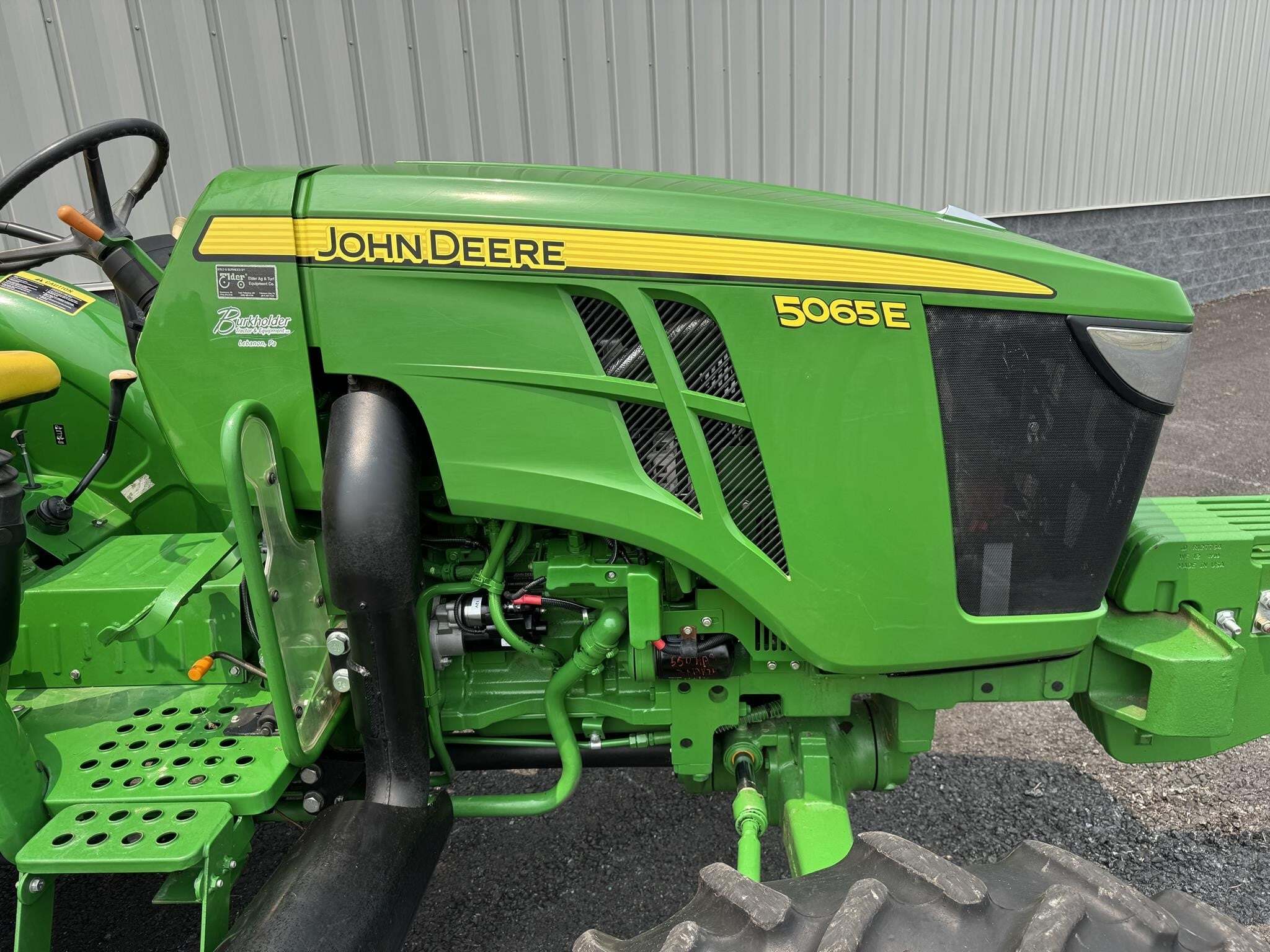 2016 John Deere 5065E Tractor