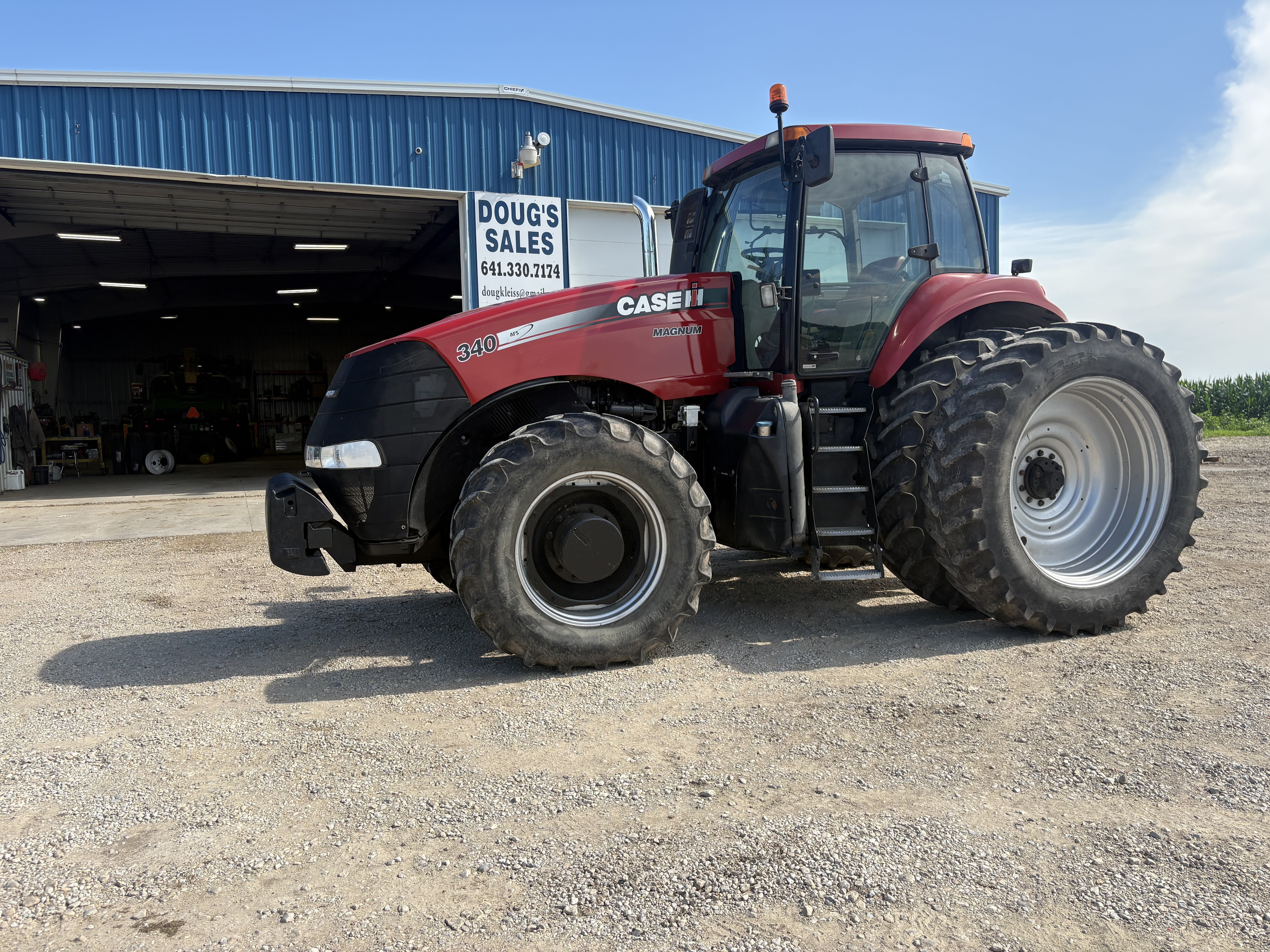 2011 Case IH Magnum 340 Tractor