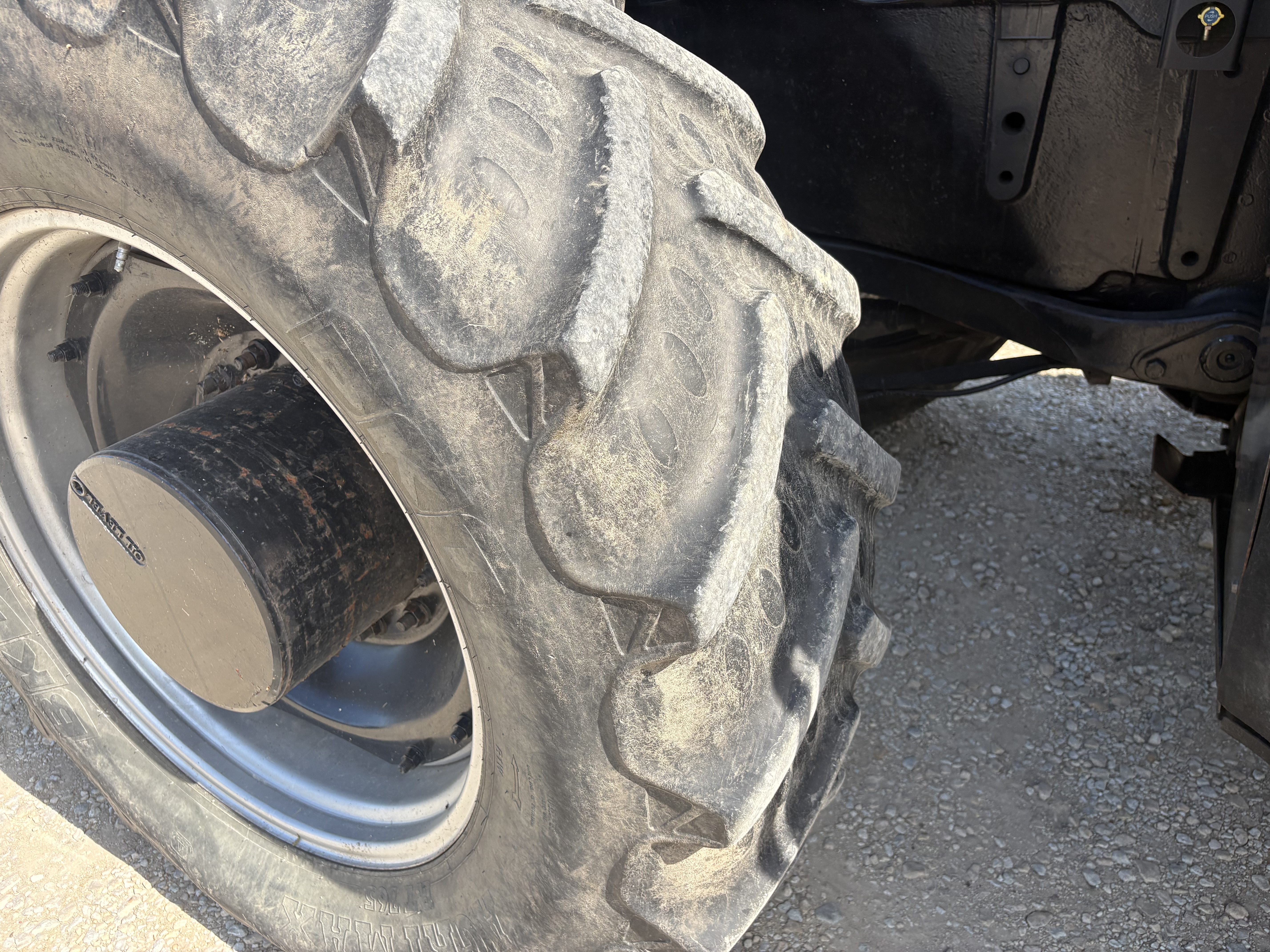 2011 Case IH Magnum 340 Tractor