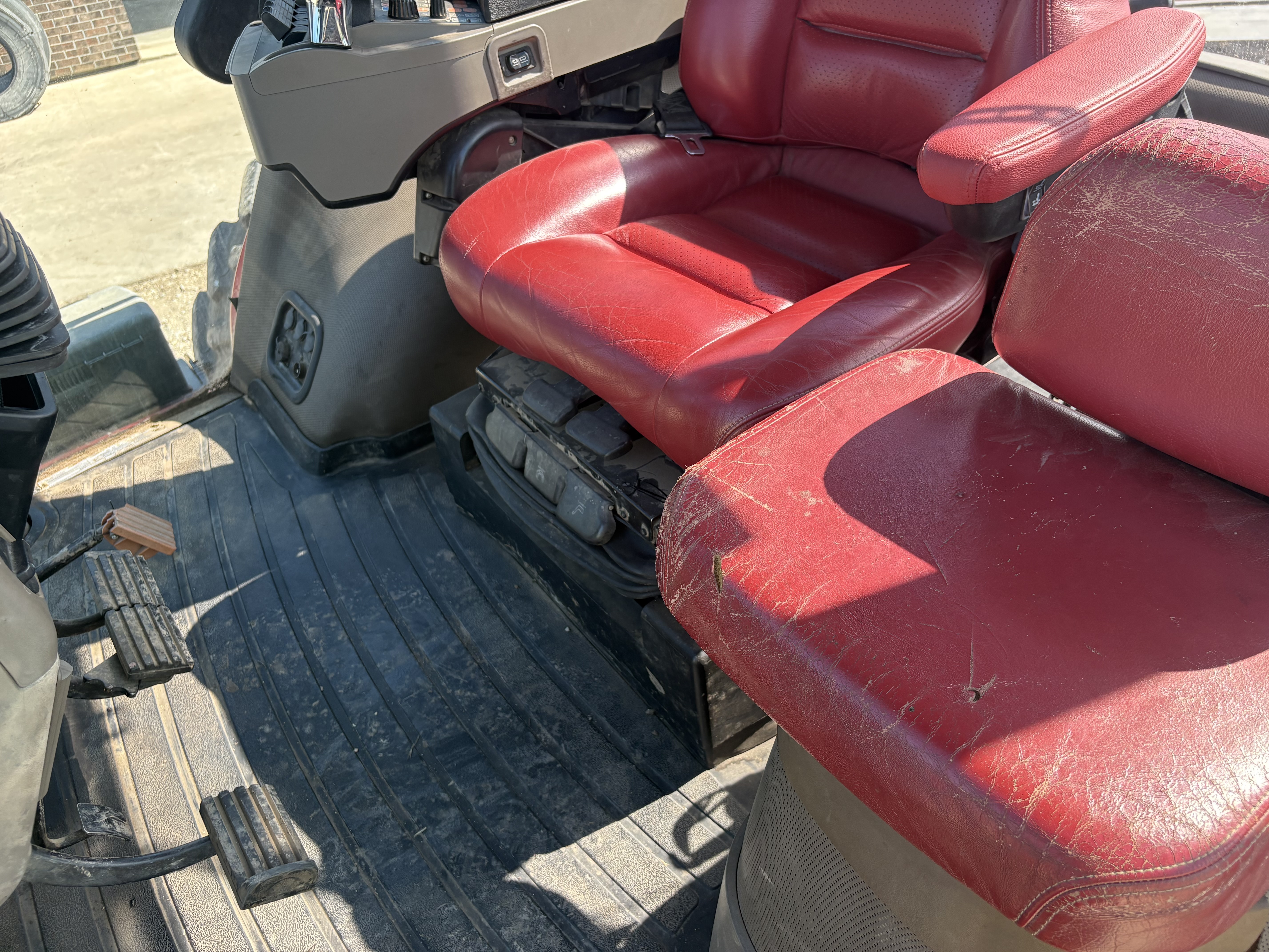 2011 Case IH Magnum 340 Tractor