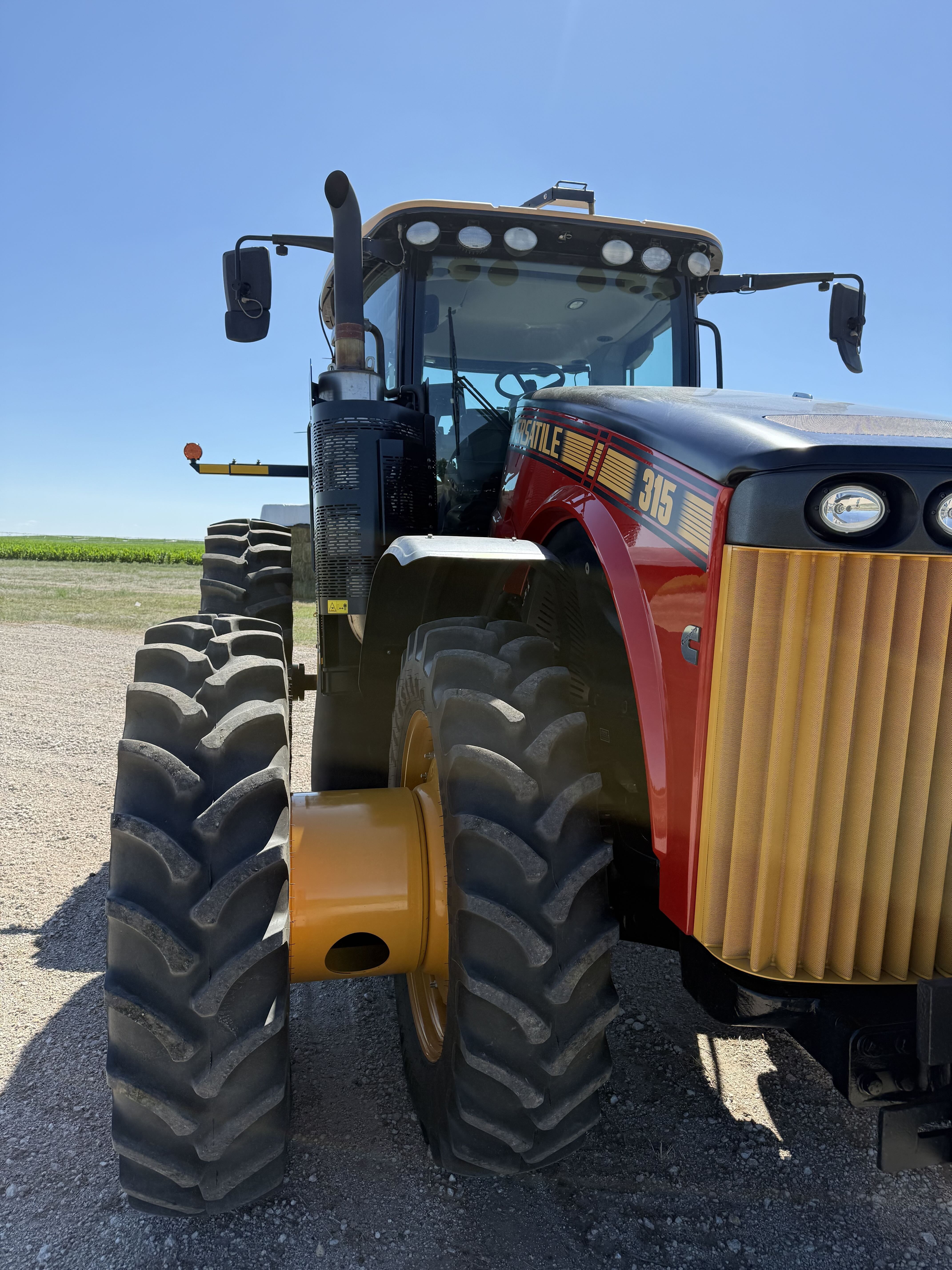 2023 Versatile 315 Tractor