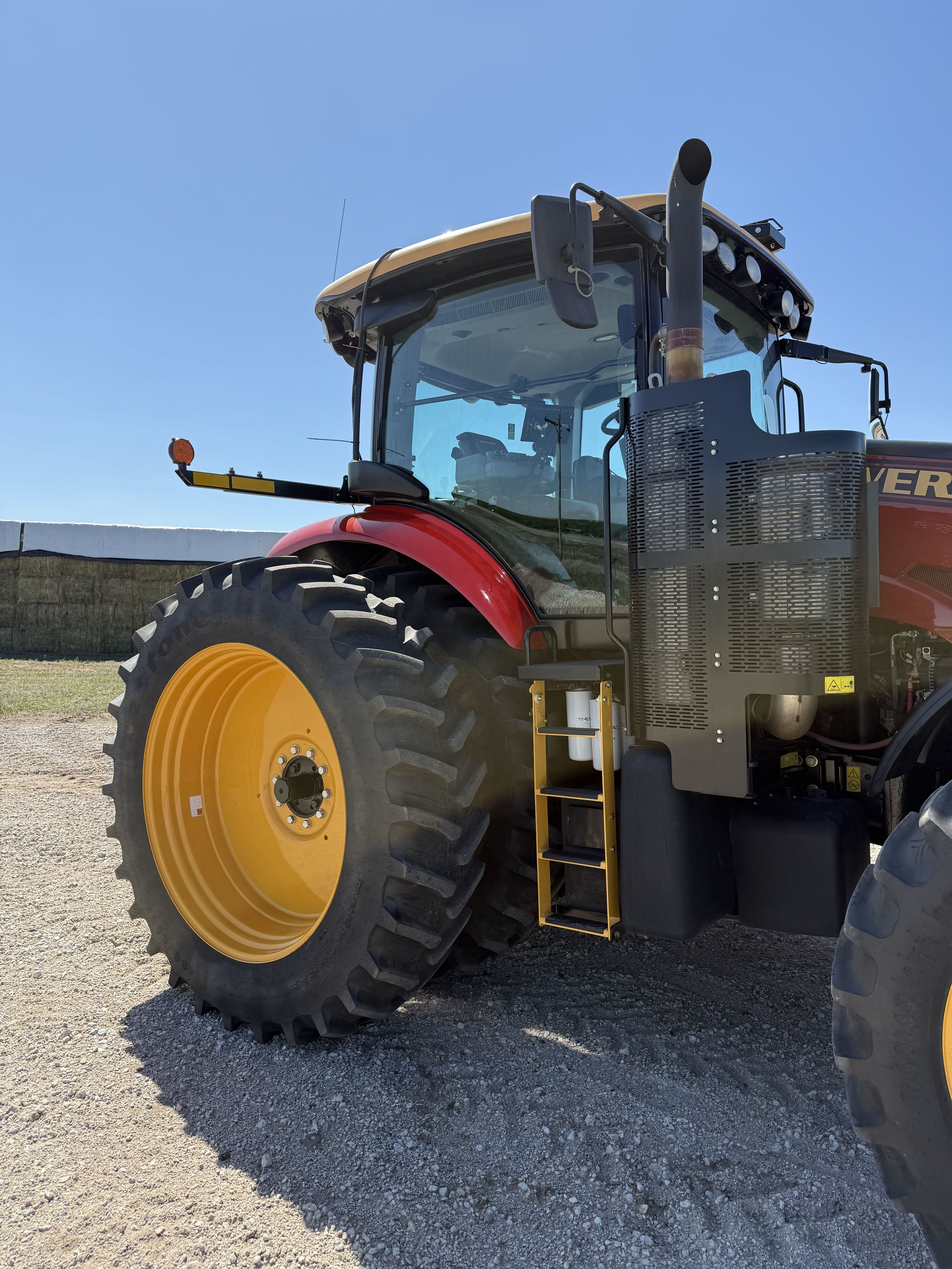 2023 Versatile 315 Tractor