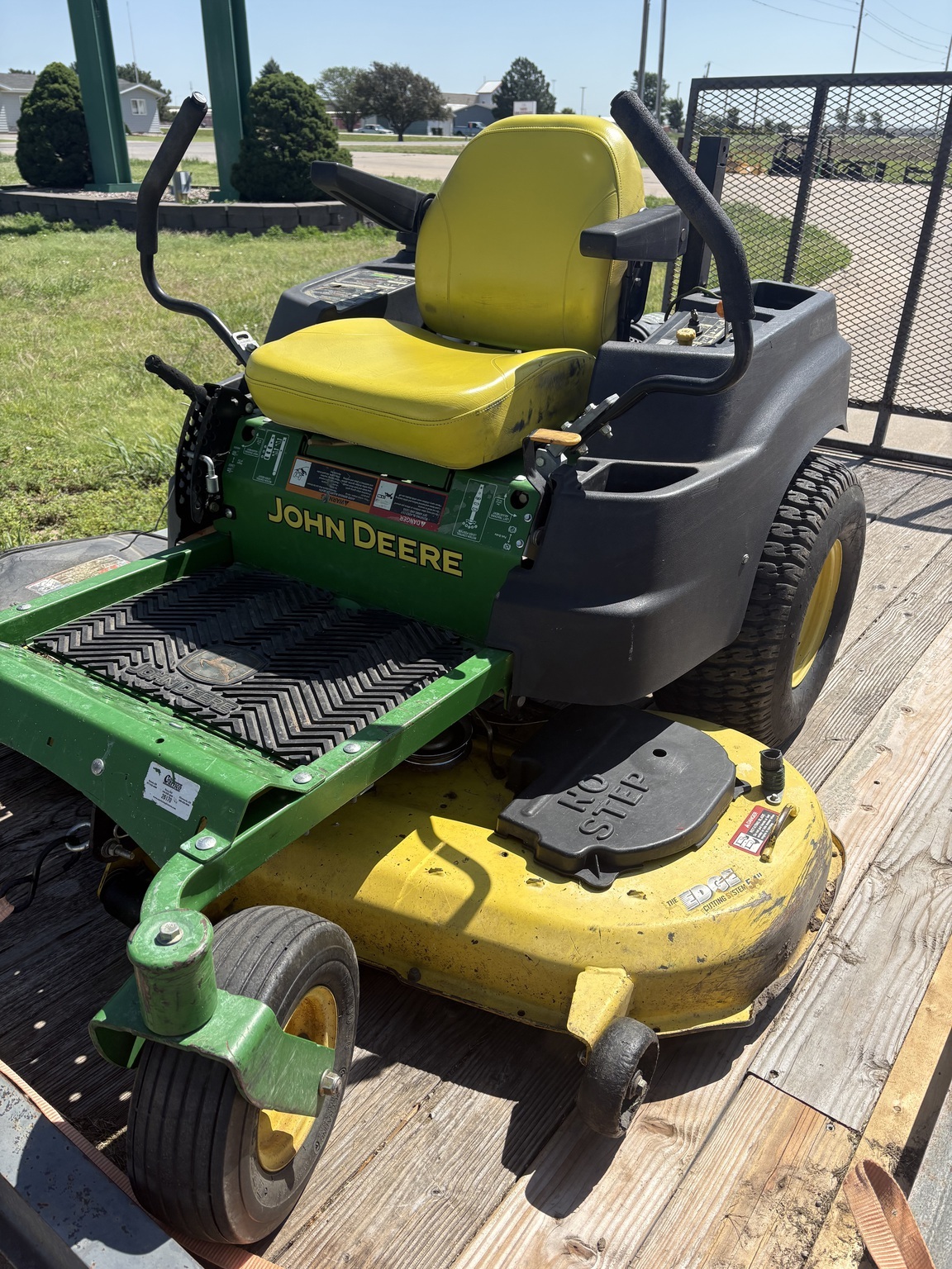 2012 John Deere Z445 Lawn Mower