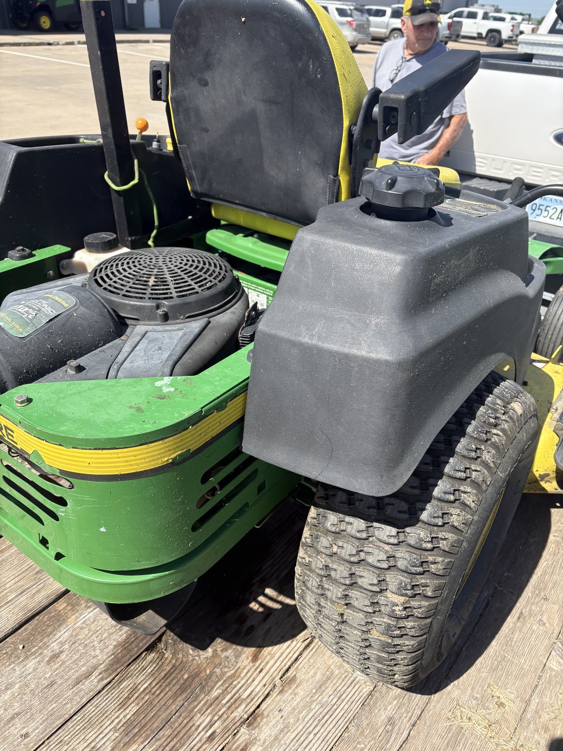 2012 John Deere Z445 Lawn Mower