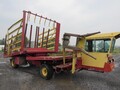  New Holland 1069 Bale Wagons and Trailer