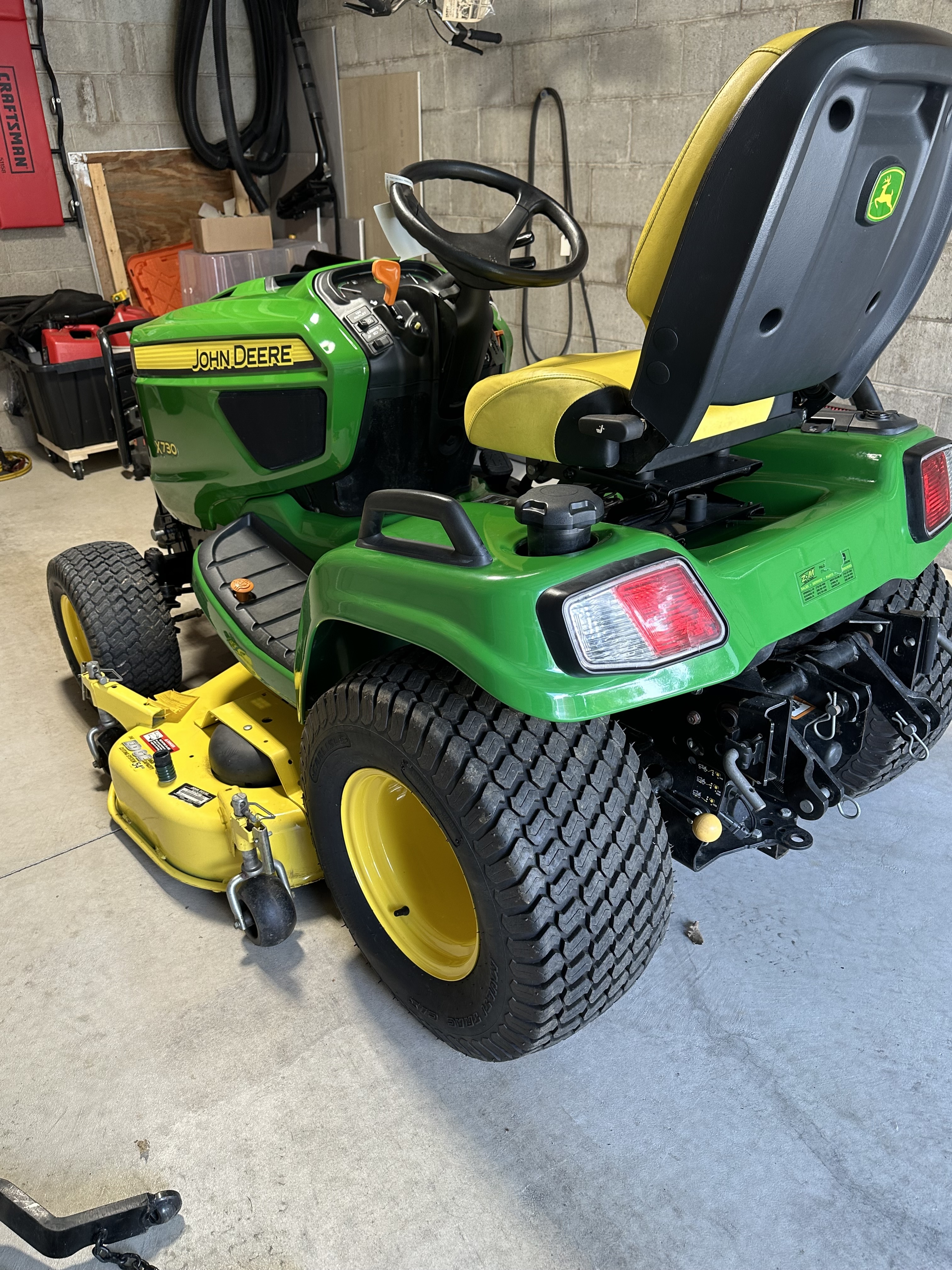 2013 John Deere X730 Lawn Mower