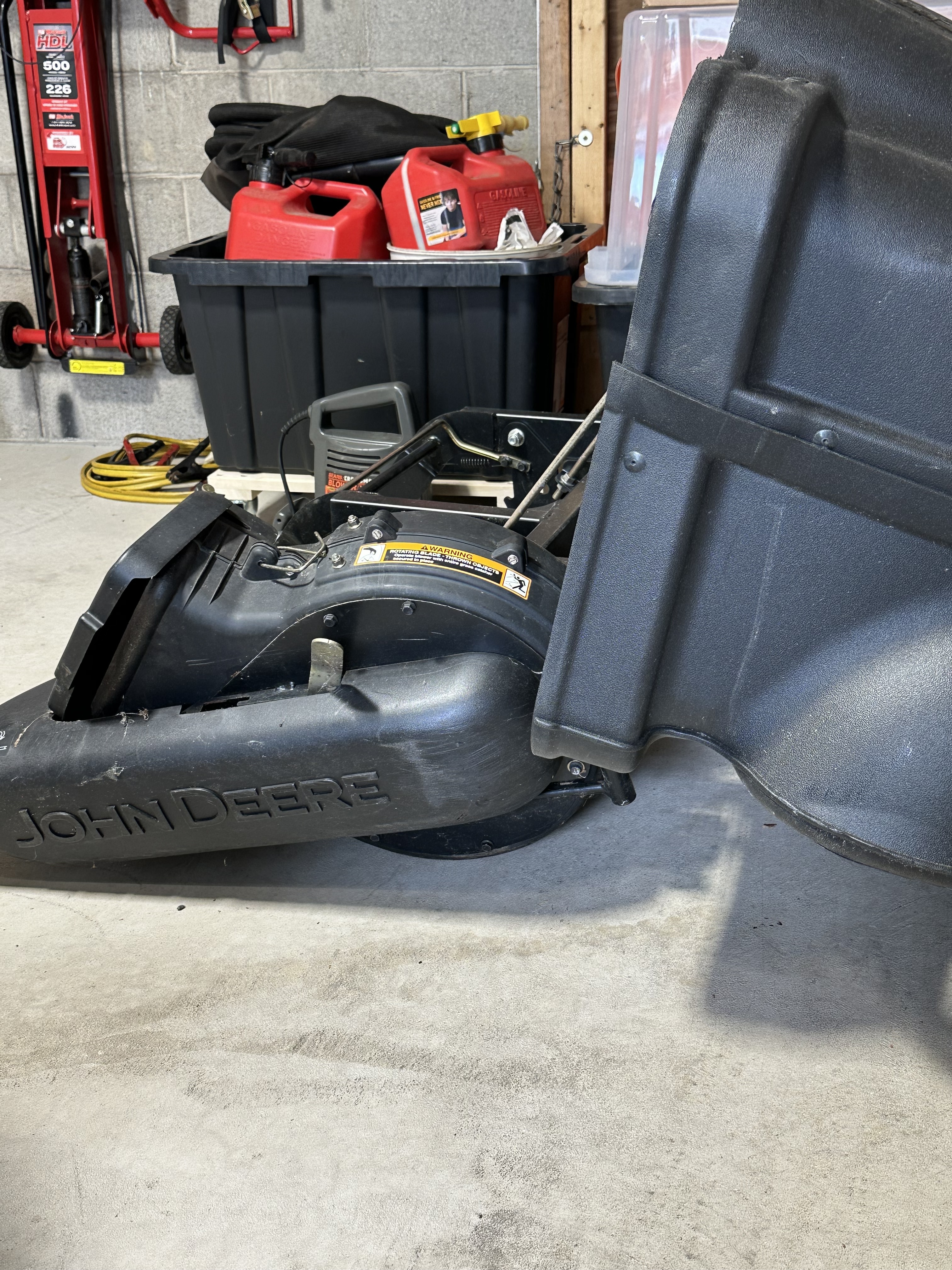 2013 John Deere X730 Lawn Mower