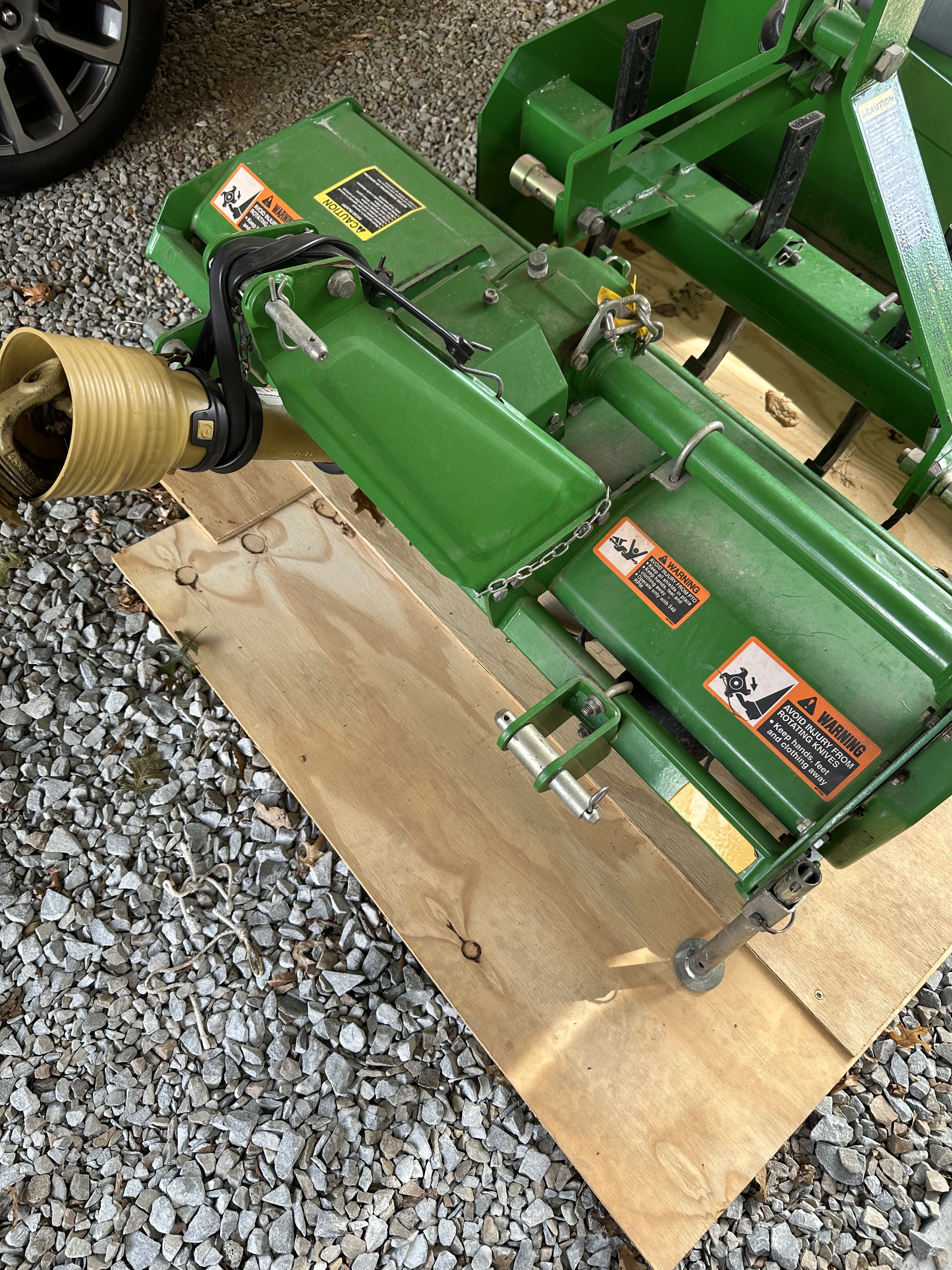 2013 John Deere X730 Lawn Mower