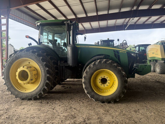 2012 John Deere 8360R Tractor