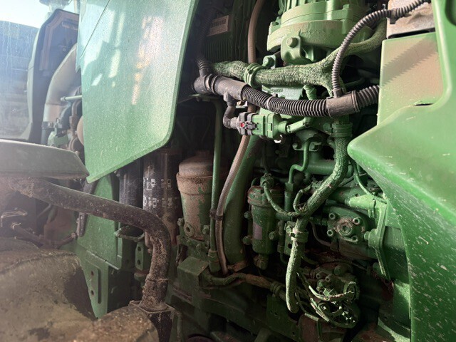 2012 John Deere 8360R Tractor